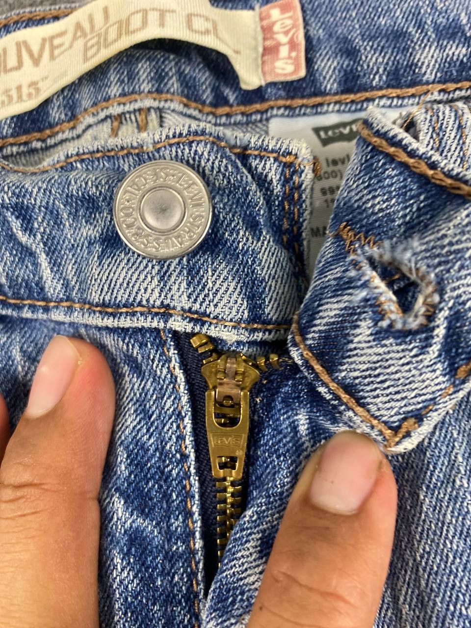 Levi's vintage levis 515 bootcut flare distressed denim Size US 33 - 13 Thumbnail