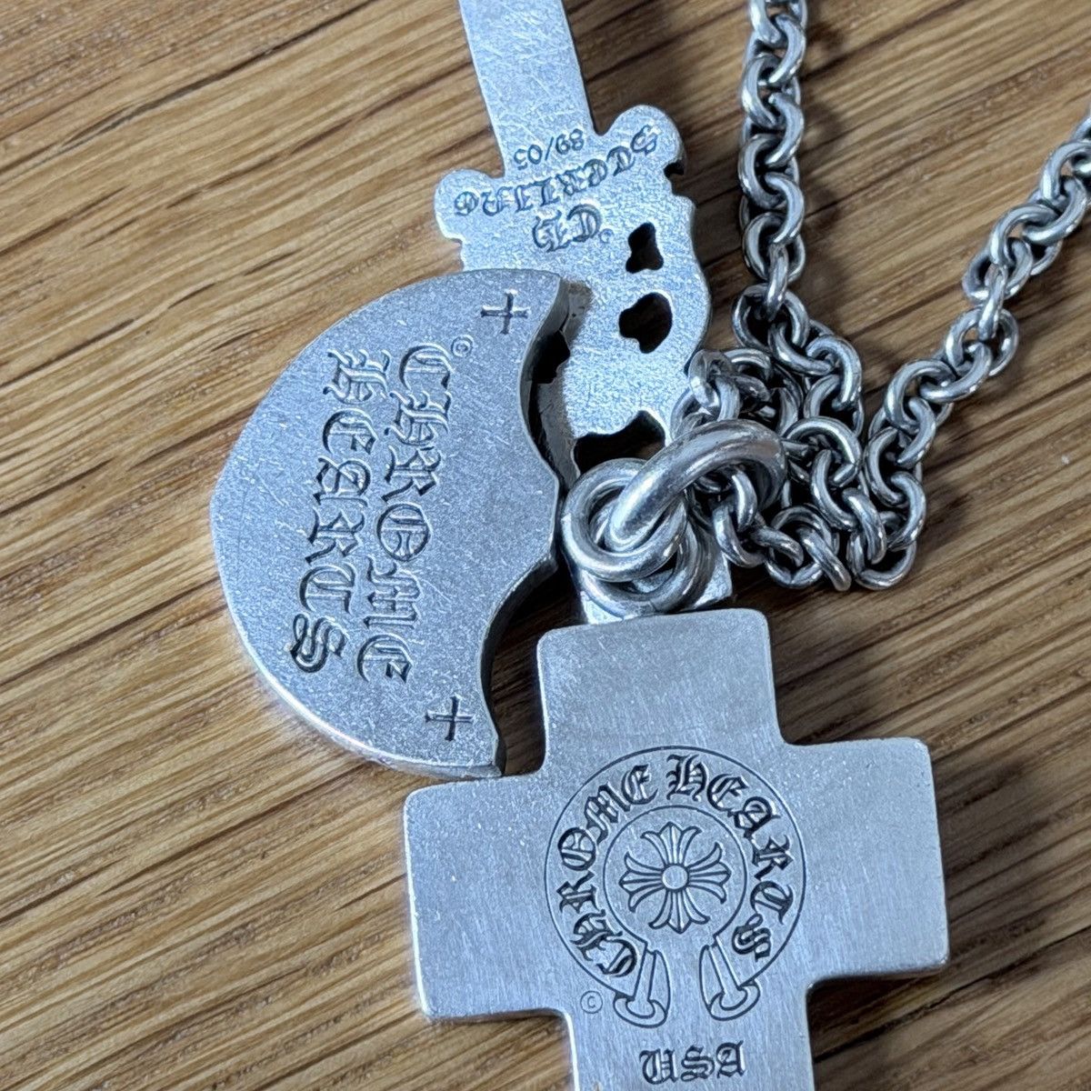 Chrome Hearts Chrome Hearts Three Trinkets Pavé Diamond Pendant & 24”chain Size ONE SIZE - 14 Thumbnail