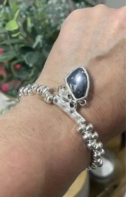 Jewelry Vintage Silver Plated Grey Crystal Bracelet Size ONE SIZE - 2 Thumbnail