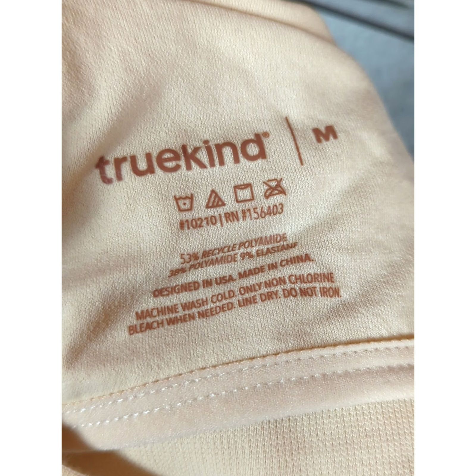 Vintage Truekind Women's Bra M Black Beige Wirefree Seamless Comfort Shaping Bralette Shirt Style Junior? Size ONE SIZE - 8 Thumbnail