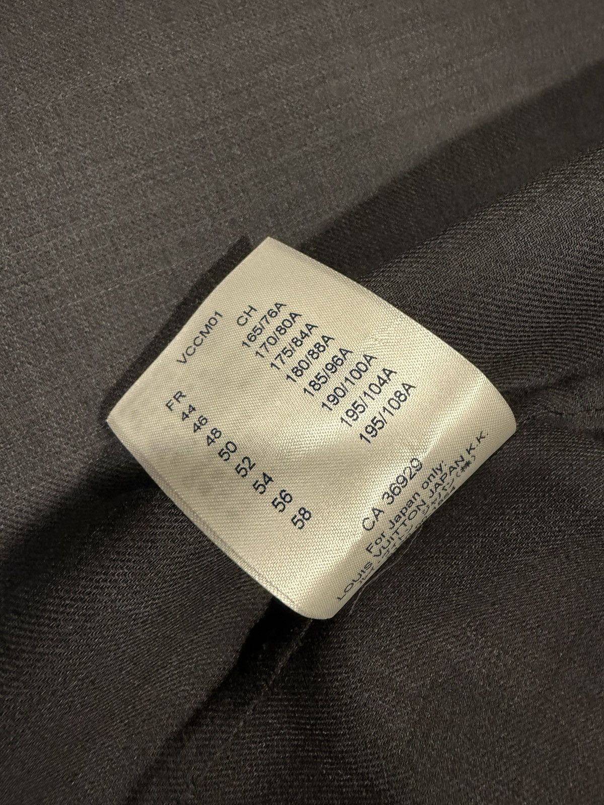 Louis Vuitton Louis Vuitton mens double face blazer 54/44. $2590 Size 44R - 8 Thumbnail