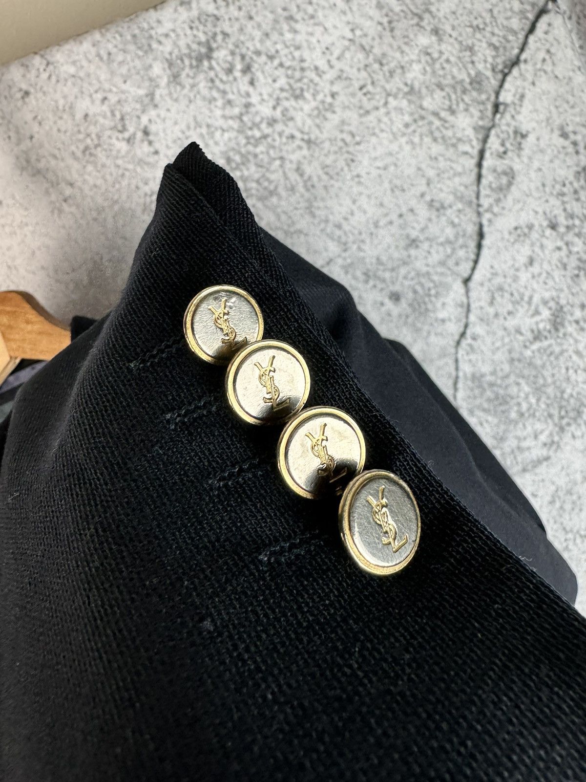 Yves Saint Laurent Yves Saint Laurent YSL Gold Button double breasted Blazer Size 50R - 3 Thumbnail