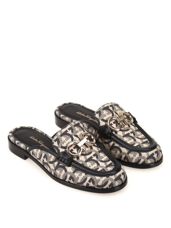 Salvatore Ferragamo o1y0426 Mules in Ivory/Black Size US 4.5 / IT 34.5 - 4 Thumbnail