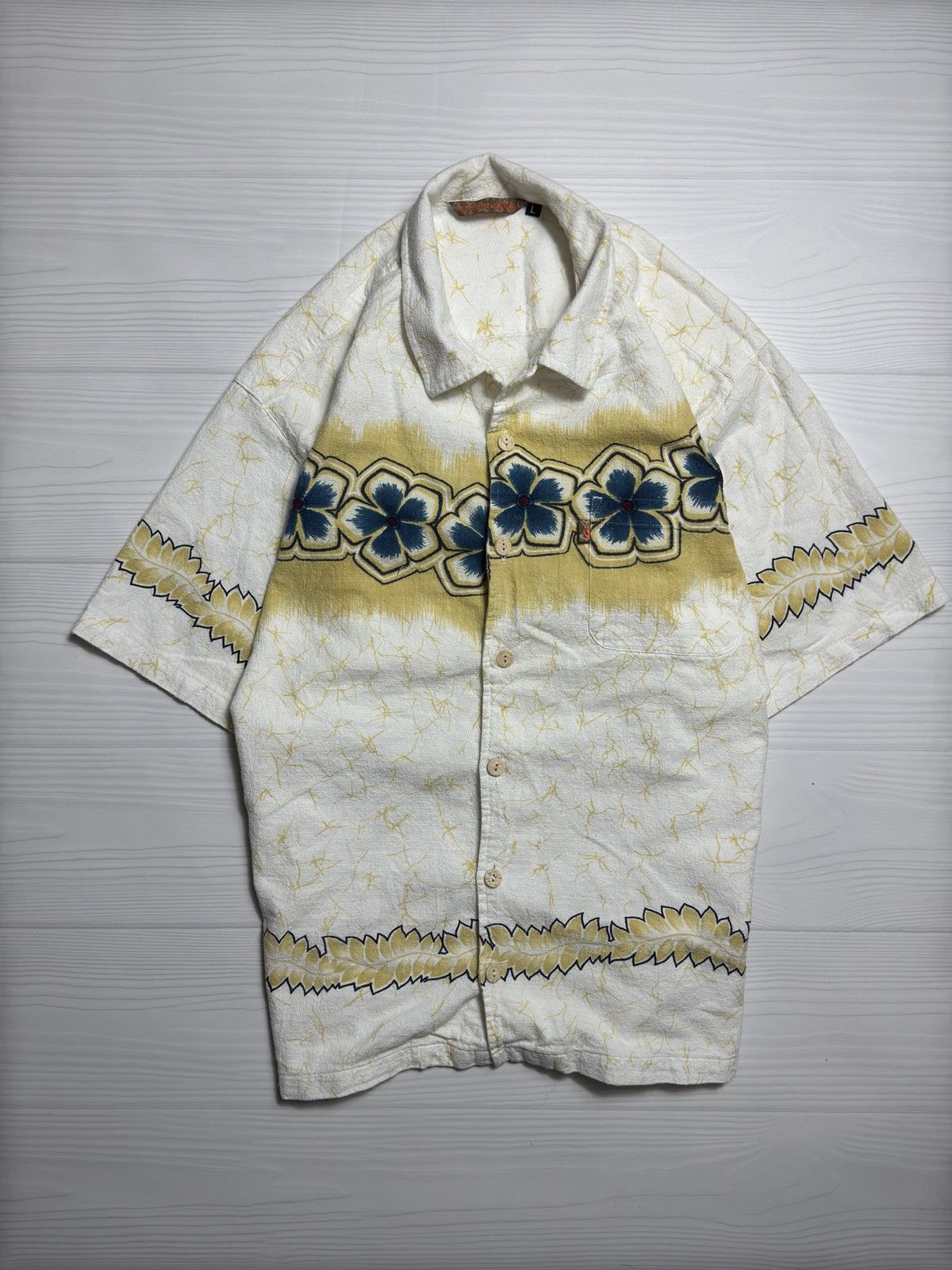 Quiksilver × Vintage Vintage Quiksilver Hawaii short sleeve button up surf shirt Size US L / EU 52-54 / 3 - 1 Thumbnail