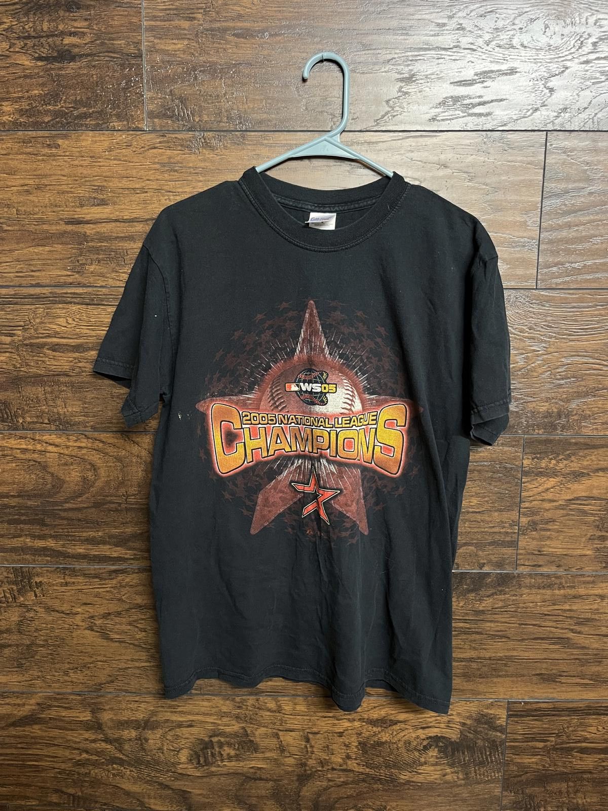 Gildan 2005 Astros World Series T-shirt National League Champions M Size US M / EU 48-50 / 2 - 1 Thumbnail
