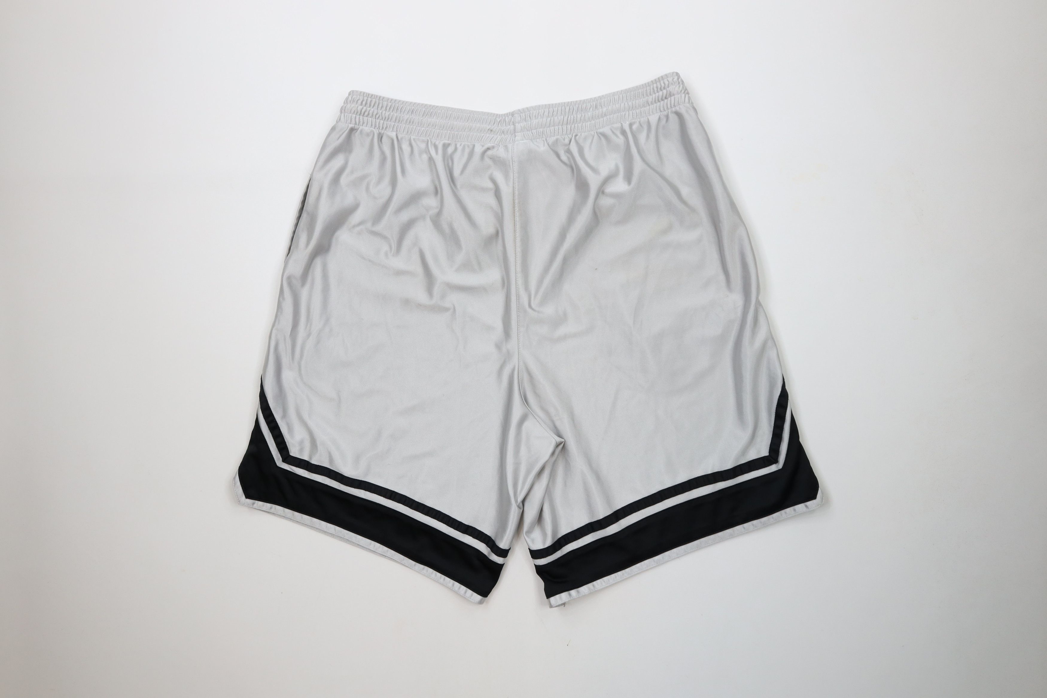 Nike × Vintage Vintage 90s Y2K Nike Mini Swoosh Basketball Shorts Silver Size US 38 / EU 54 - 11 Thumbnail