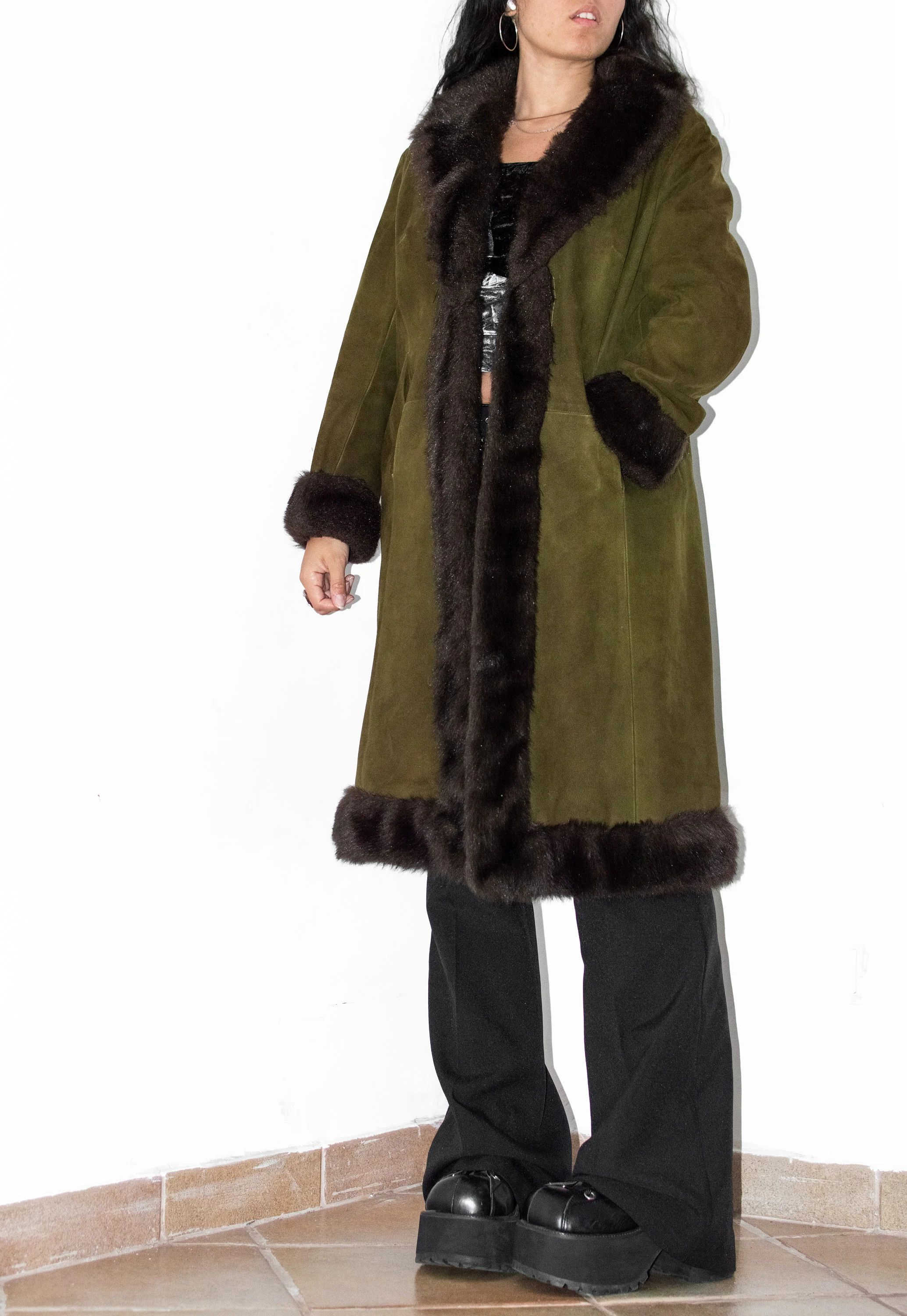 Designer × Japanese Brand × Vintage Vintage 90s Khaki Faux Fur Leather Afghan Coat Size M / US 6-8 / IT 42-44 - 5 Thumbnail