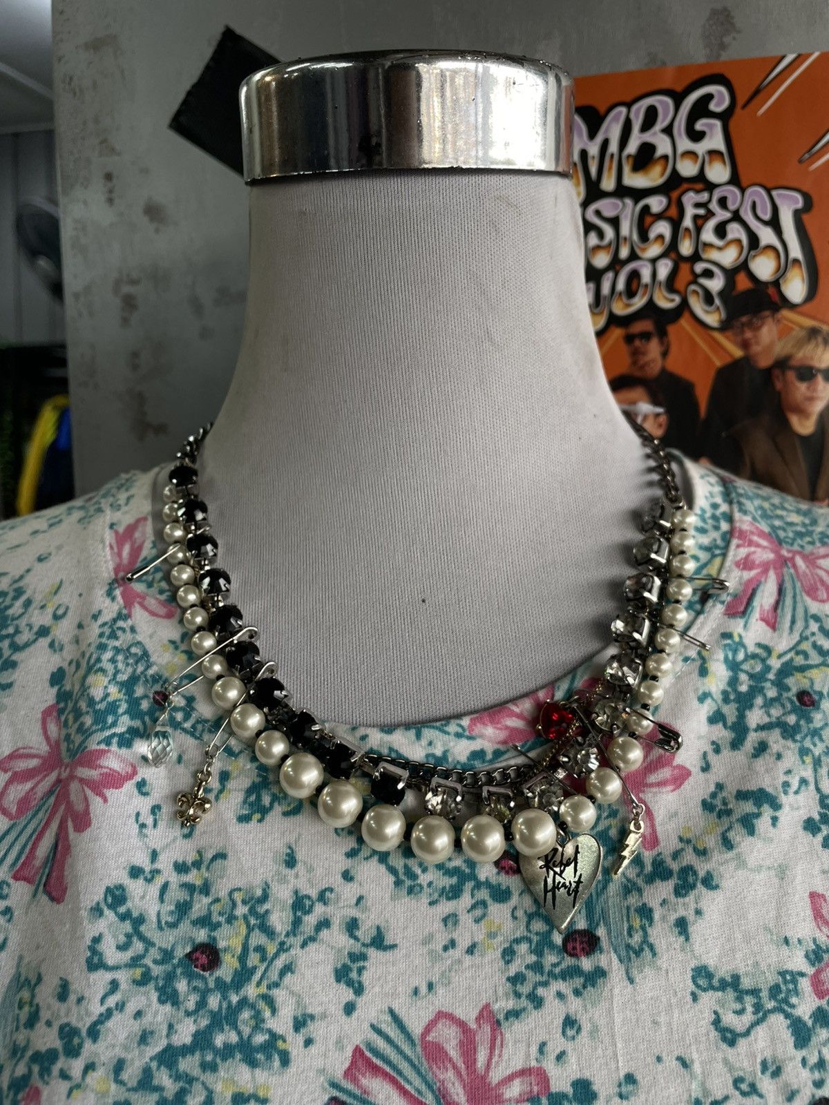 Betsey Johnson Betsey Johnson Avant Grade Necklace Size ONE SIZE - 8 Thumbnail