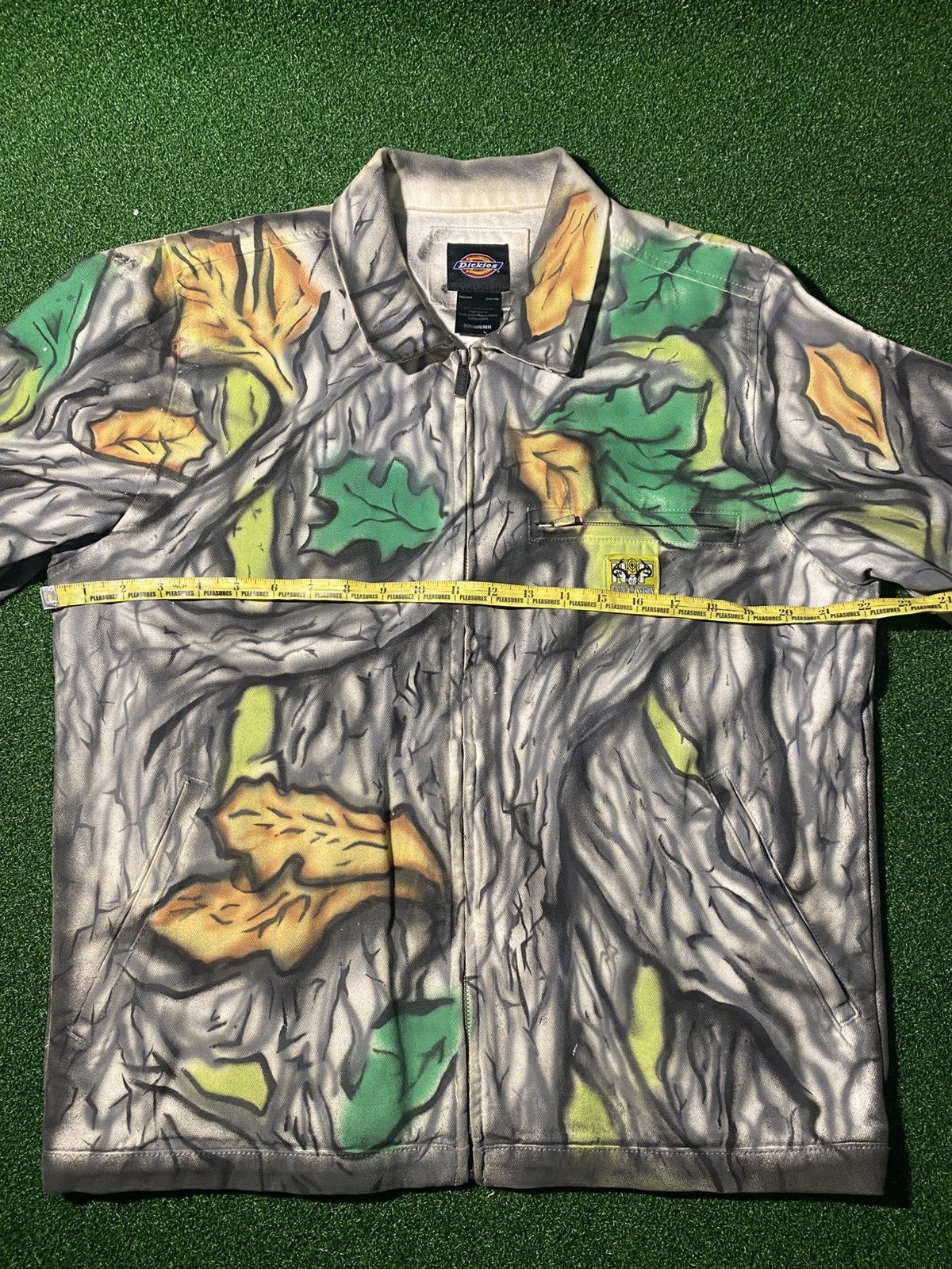 Nothing Personal Nothing Personal Airbrush camo Dickies jacket size M Size US M / EU 48-50 / 2 - 5 Thumbnail