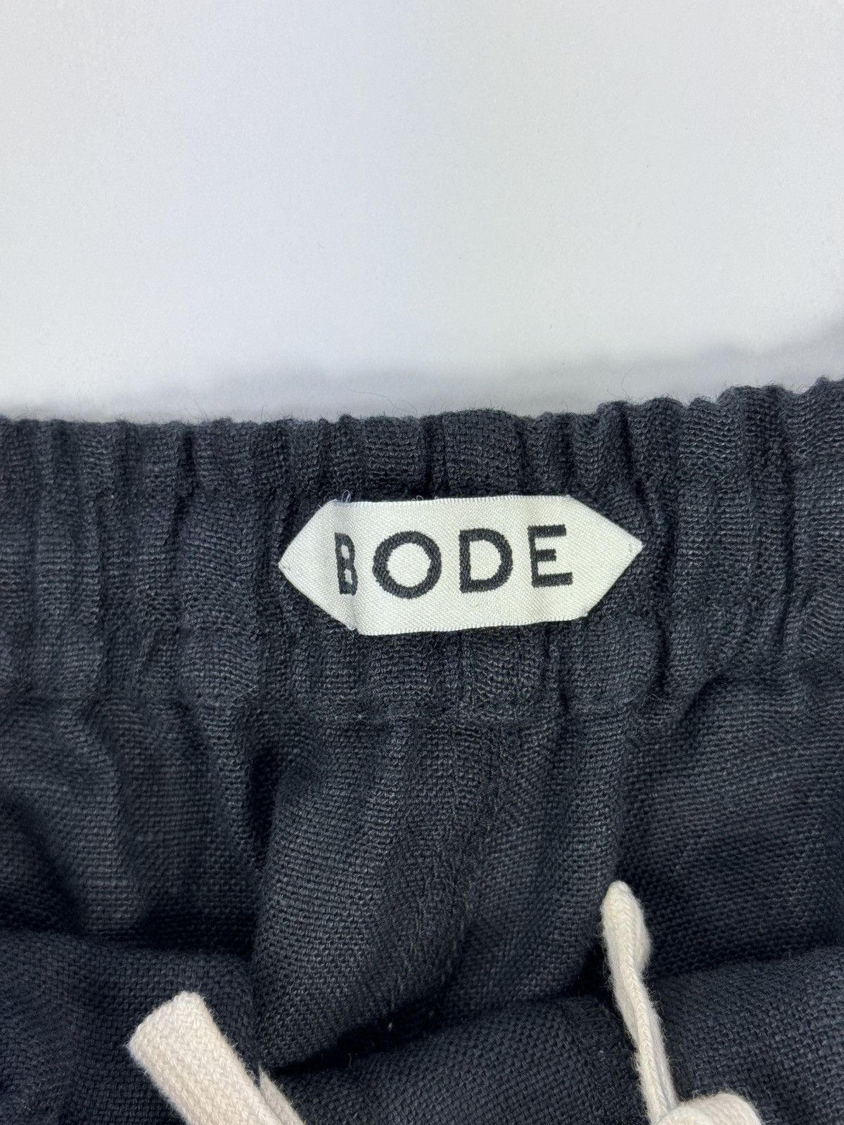 Bode EMBROIDERED LINEN SHORTS Size US 34 / EU 50 - 3 Thumbnail
