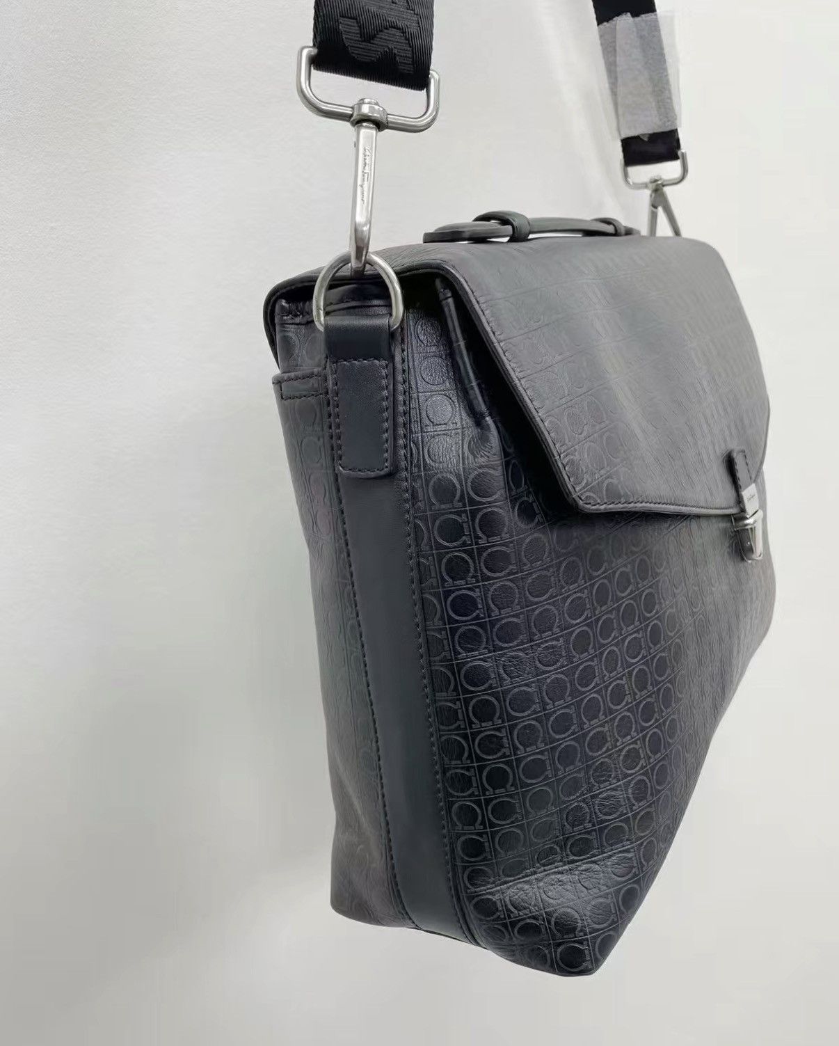 Salvatore Ferragamo Ferragamo Shoulder / Handheld Briefcase J30 Size ONE SIZE - 2 Thumbnail