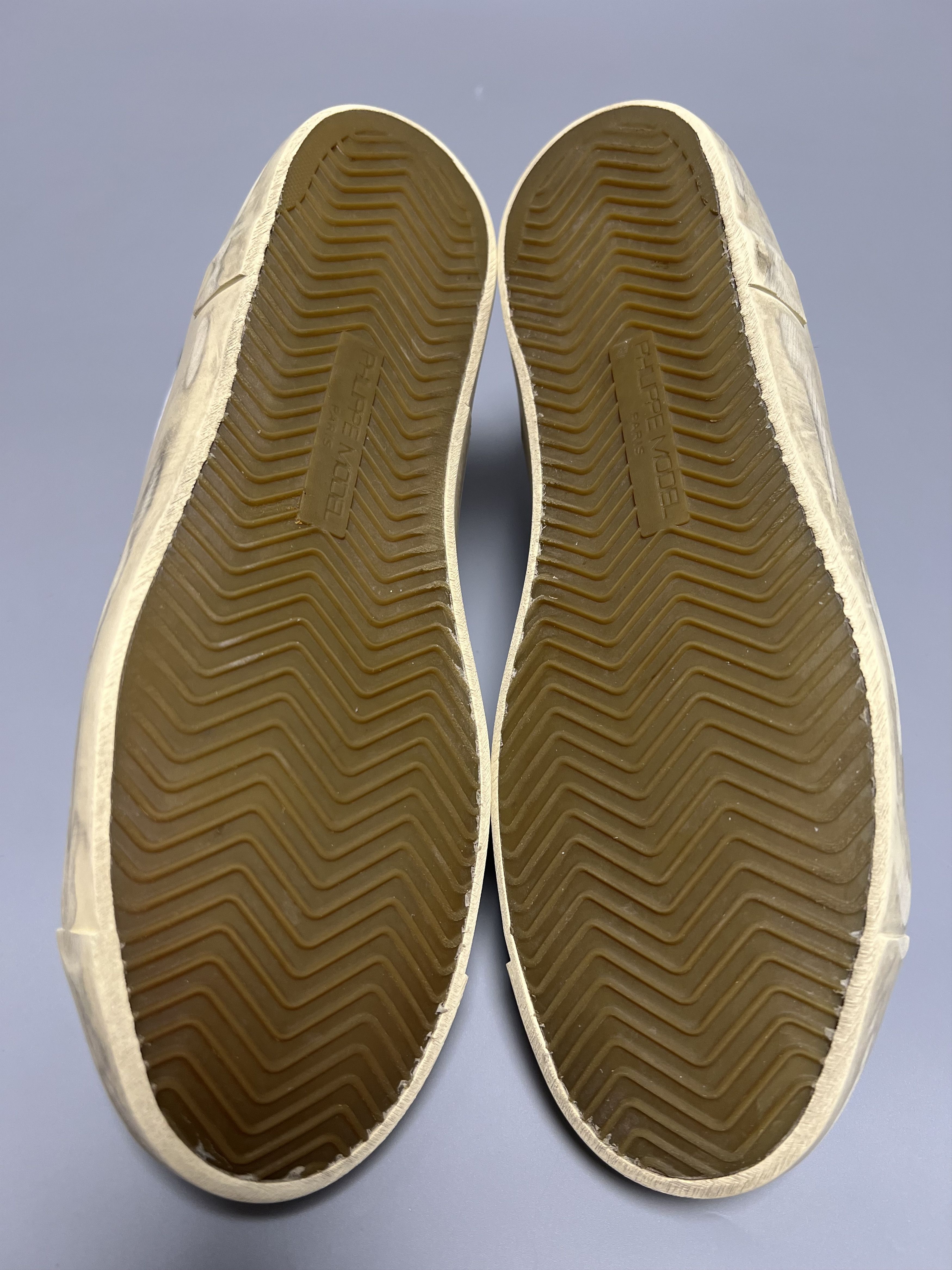 Philippe Model Philippe Model Low Top Sneakers Size 40 Size US 8.5 / IT 38.5 - 14 Thumbnail