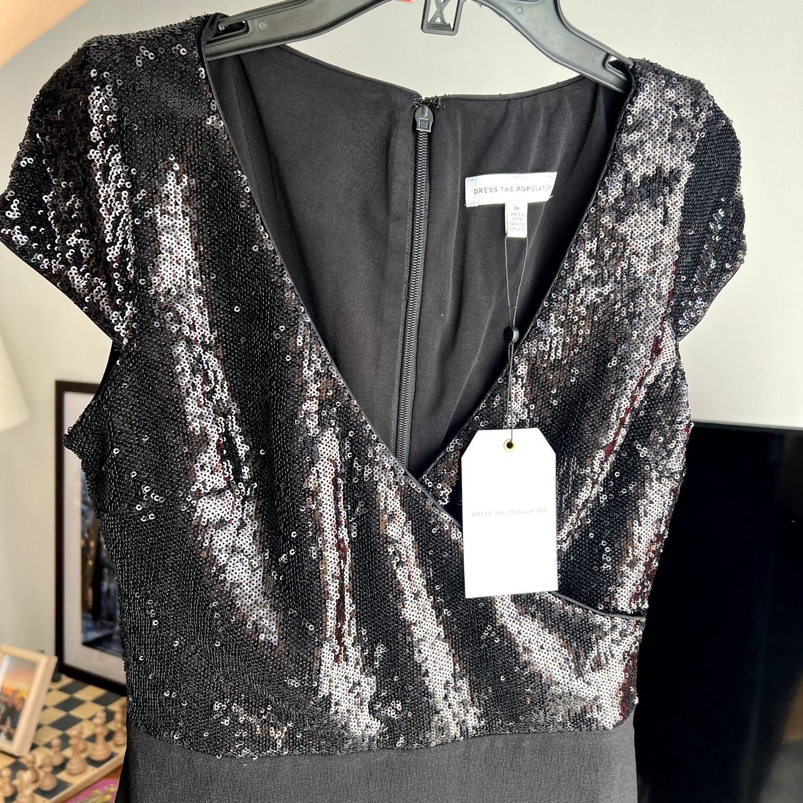 Dress the Population Dress The Population Jaleah Bodycon Sequin Midi Dress M Size M / US 6-8 / IT 42-44 - 10 Thumbnail
