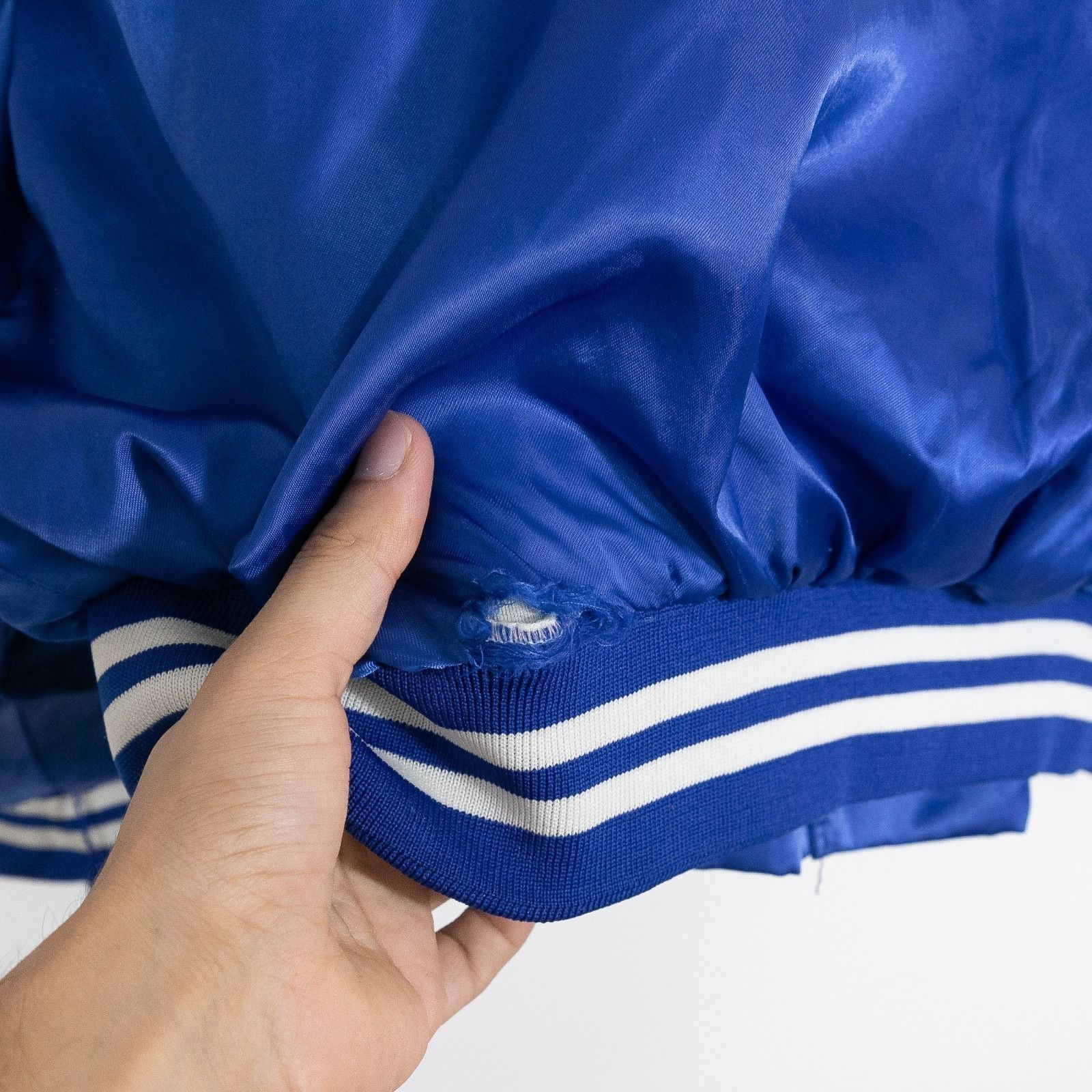 Vintage Vintage Bellmore Merrick Baseball Satin Bomber Jacket XL Size US XL / EU 56 / 4 - 5 Thumbnail