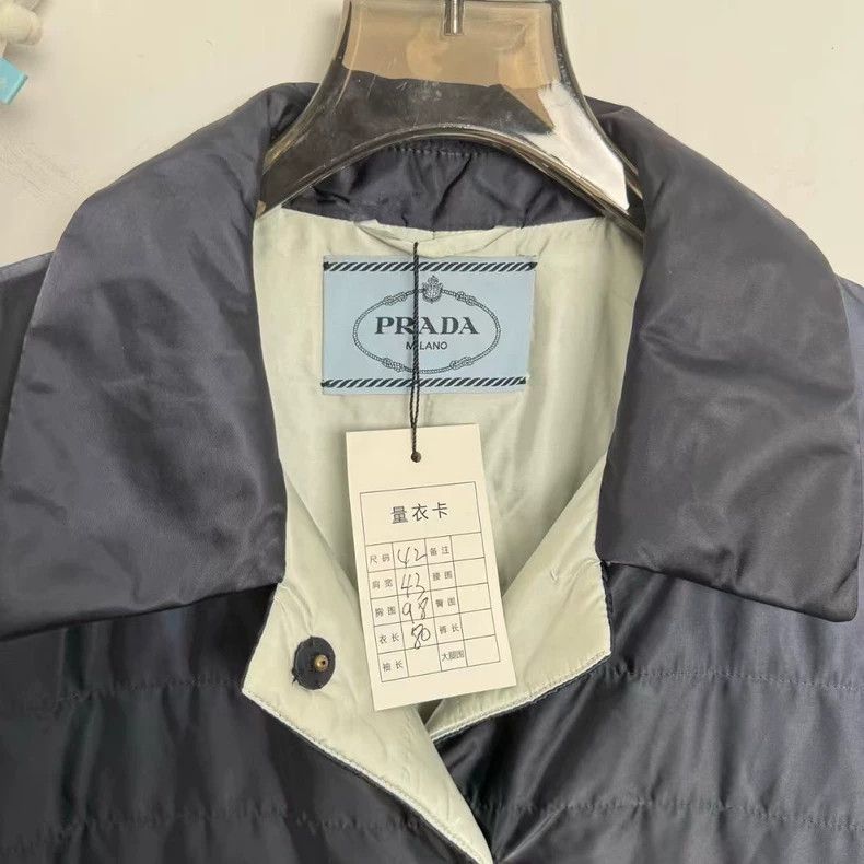 Prada Prada Long triangle logo down jacket 2502-Nextarrow Size US XS / EU 42 / 0 - 2 Thumbnail