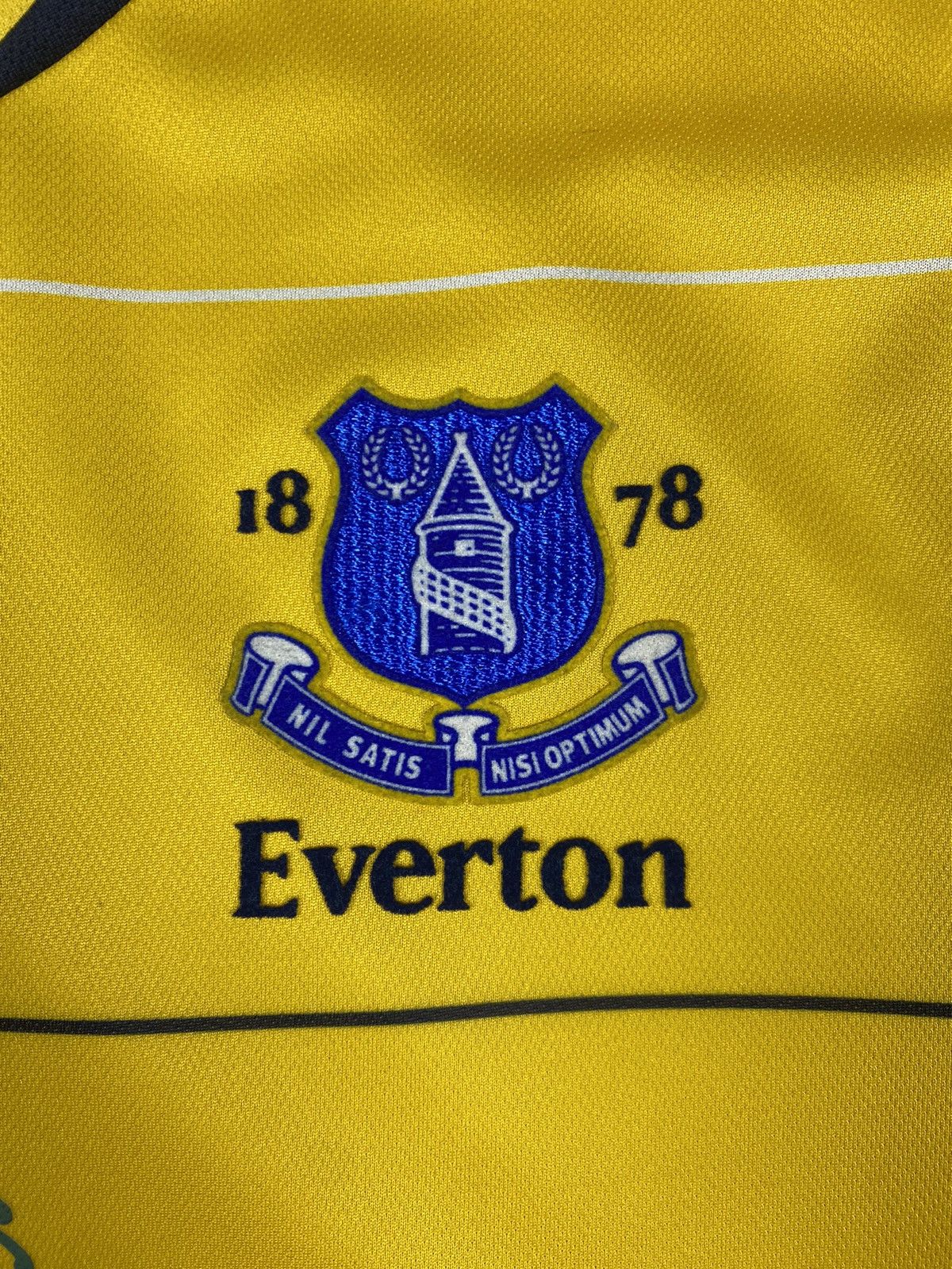 Umbro Umbro Everton England 2004 / 2005 Soccer Jersey Size US M / EU 48-50 / 2 - 7 Thumbnail