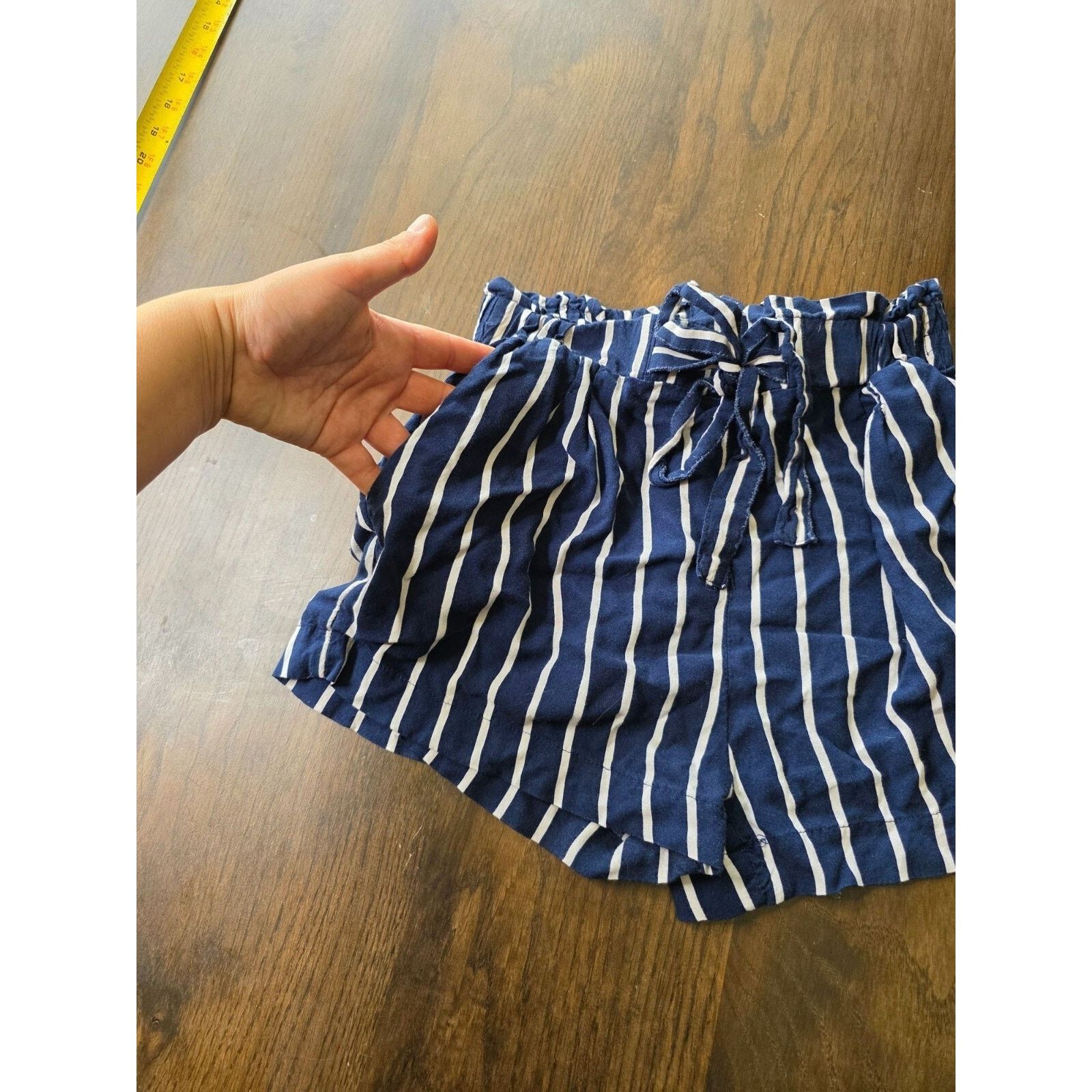 & Other Stories Ambiance Apparel Striped Shorts High Waist With Tie Size S Size 26" / US 2 / IT 38 - 3 Thumbnail