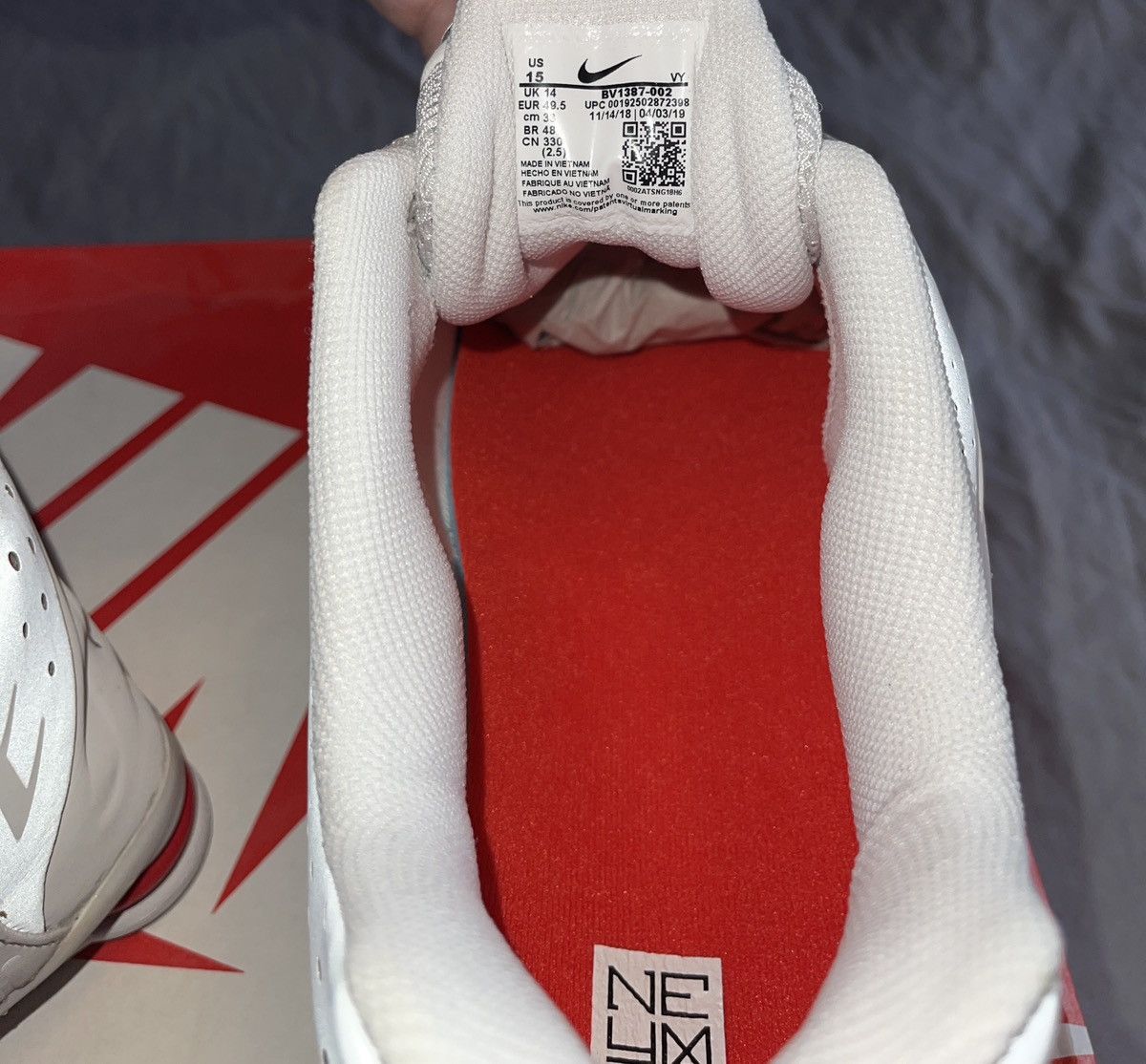 Nike Nike Shox R4 x Neymar White US 15 [BV1387-002] Size US 15 / EU 48 - 8 Thumbnail