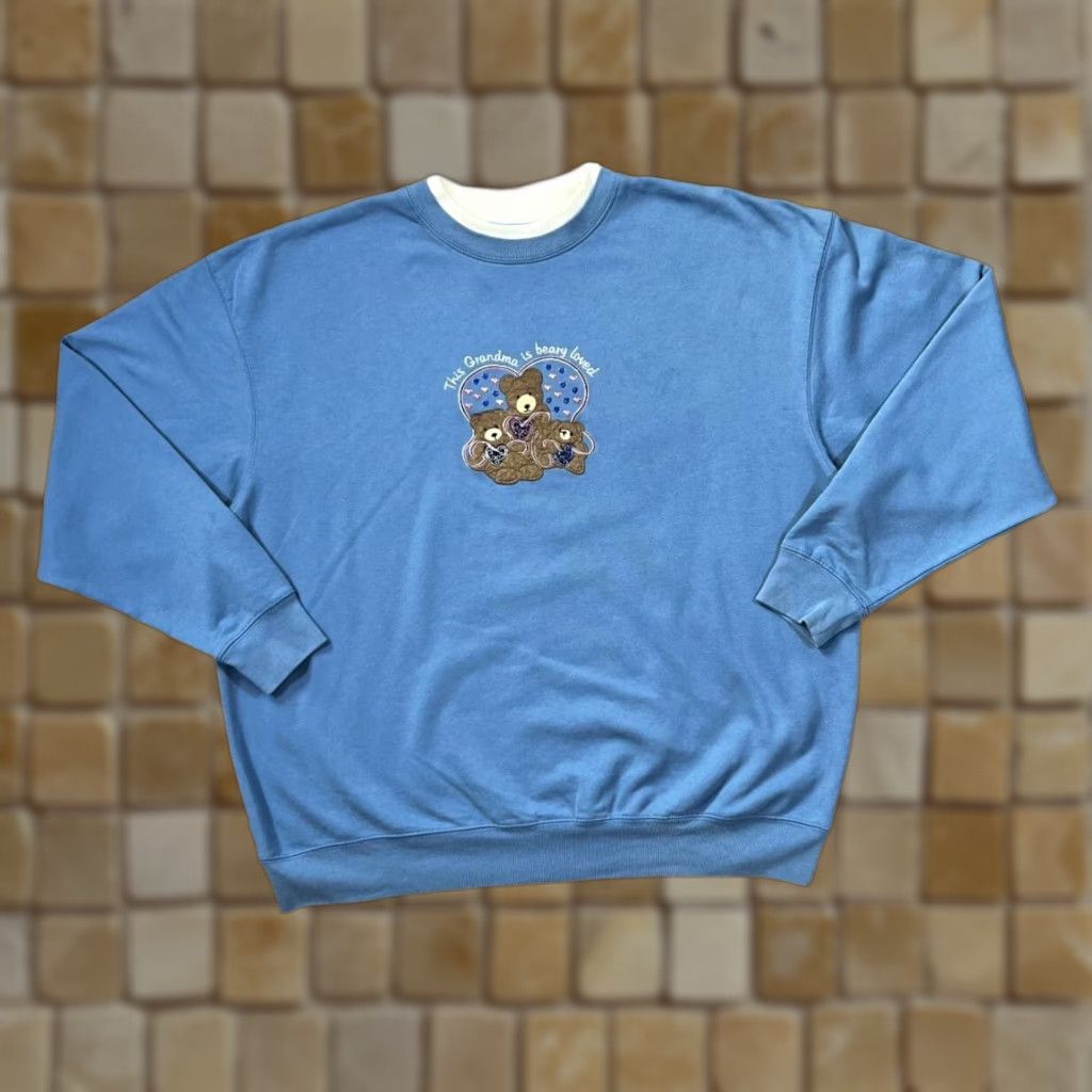 Other VINTAGE THIS GRANDMA IS BEARY LOVED Novelty Embroidered Cottage Core Sweatshirt Women XXL Blue Embroidered spellout design 90s? (adjusted to fit) Size XXL / US 16-18 / IT 52-54 - 1 Thumbnail