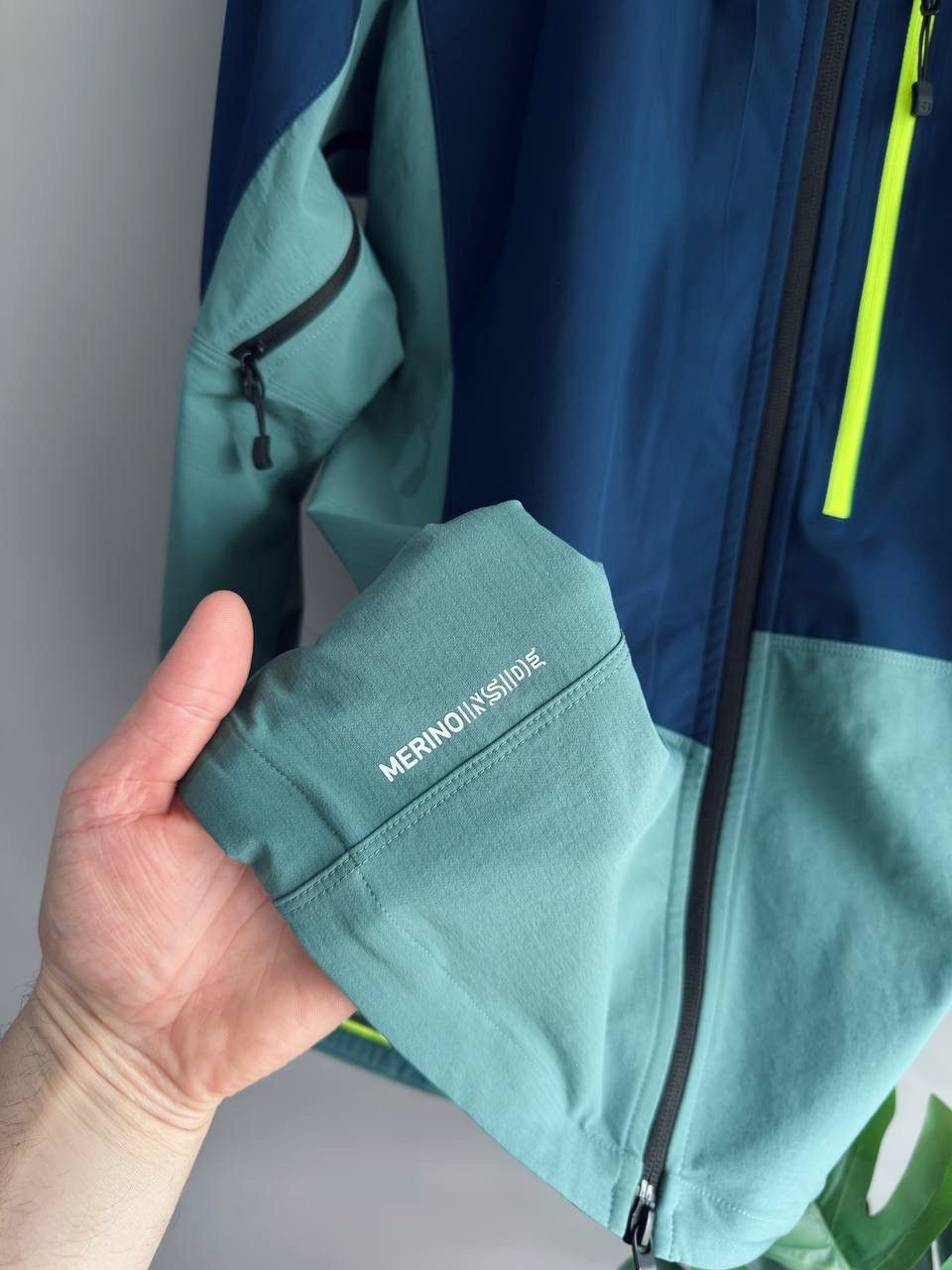ORTOVOX Ortovox Mesola Merino Inside Hardshell Men's Hooded Jacket M Size US M / EU 48-50 / 2 - 11 Thumbnail