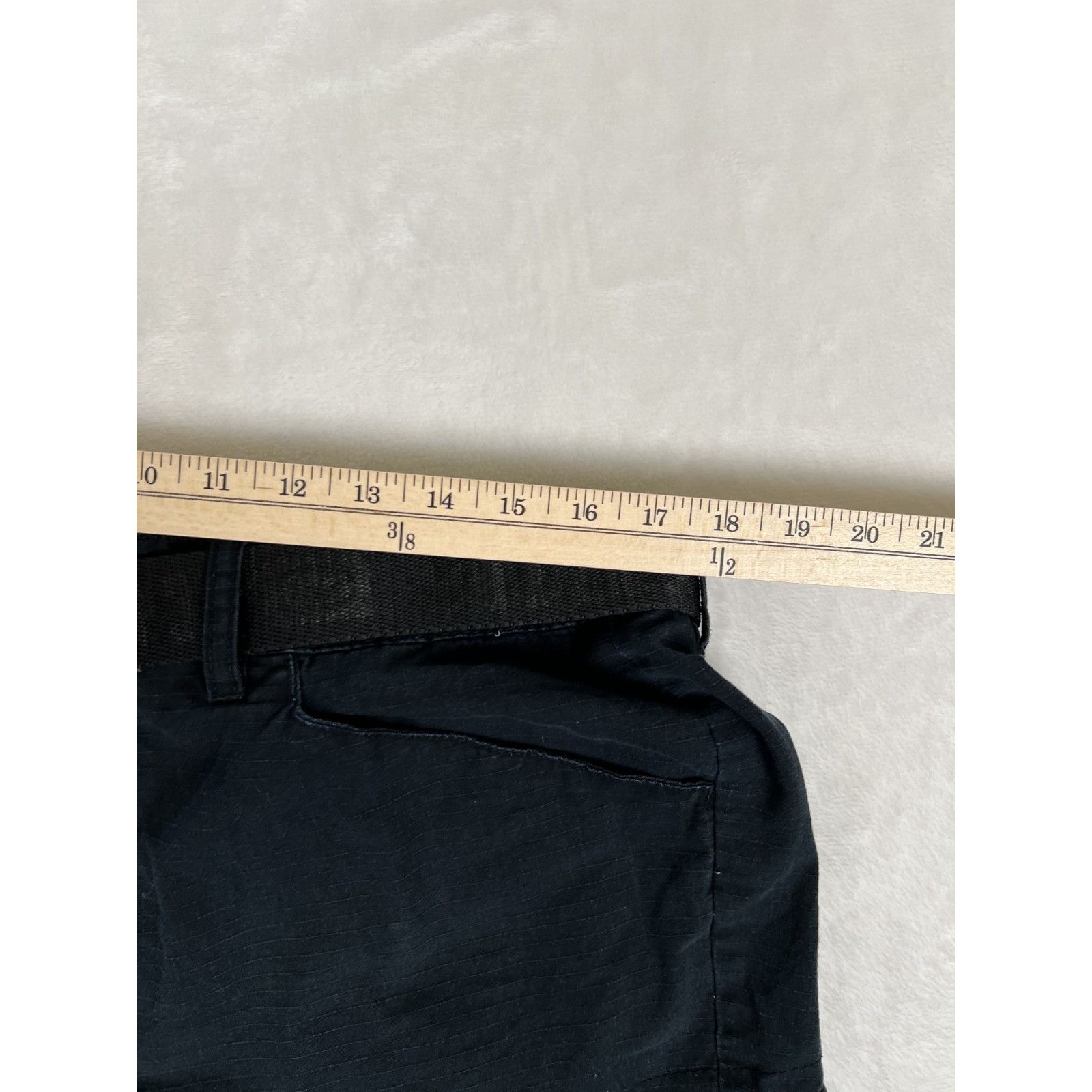 Ecko Unltd. Vintage Ecko Unltd Rip Stop Cargo Black Shorts Size 36 Belte Size US 36 / EU 52 - 4 Thumbnail