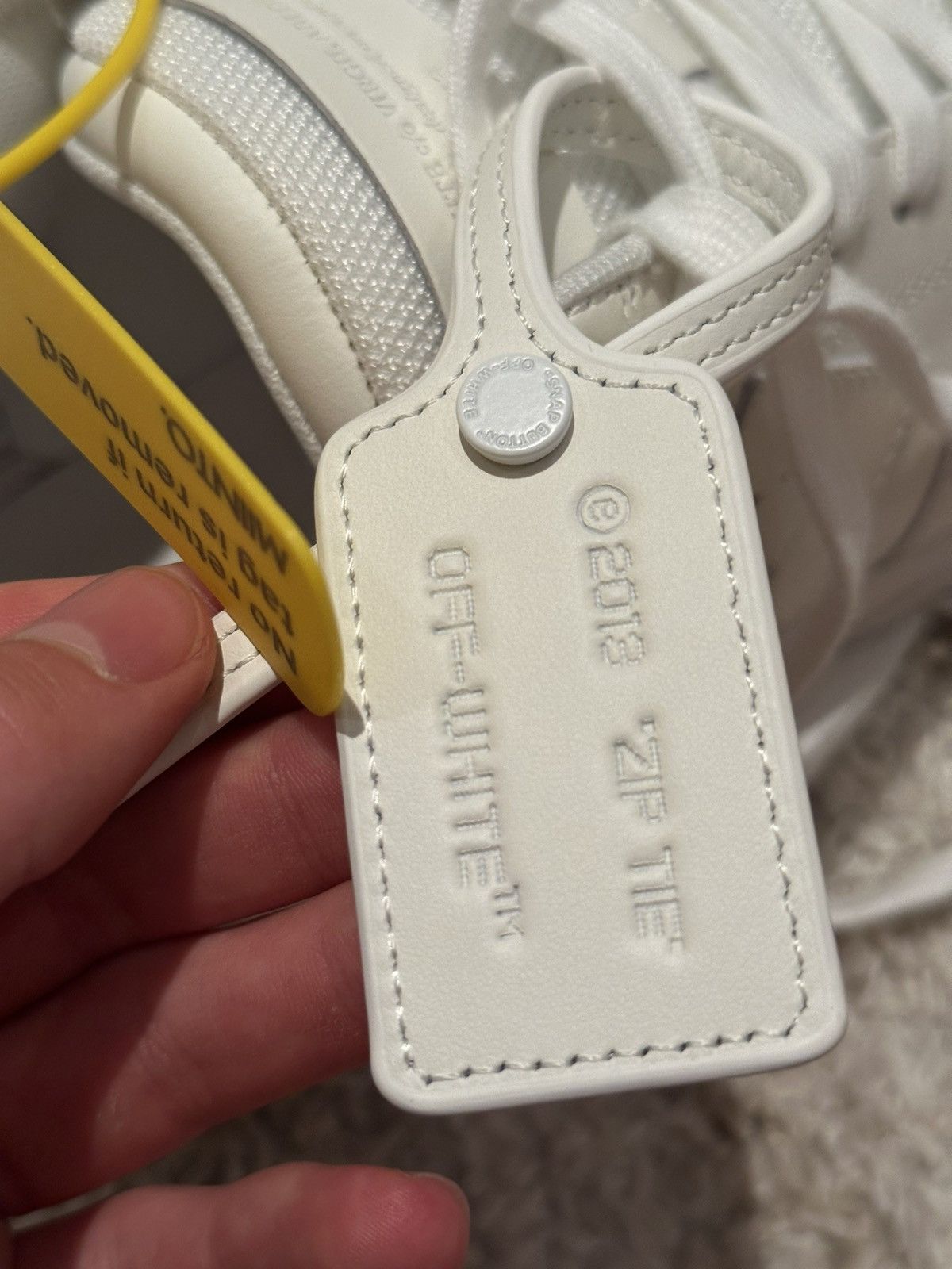 Off-White Off white out of office triple white sole Size US 9.5 / EU 42-43 - 8 Thumbnail