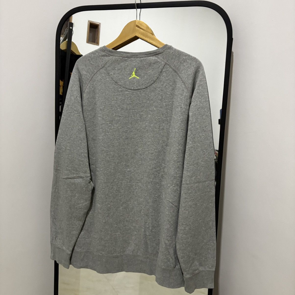 Jordan Brand Jordan Air Crewneck Sweatshirt Grey Size US XL / EU 56 / 4 - 2 Thumbnail