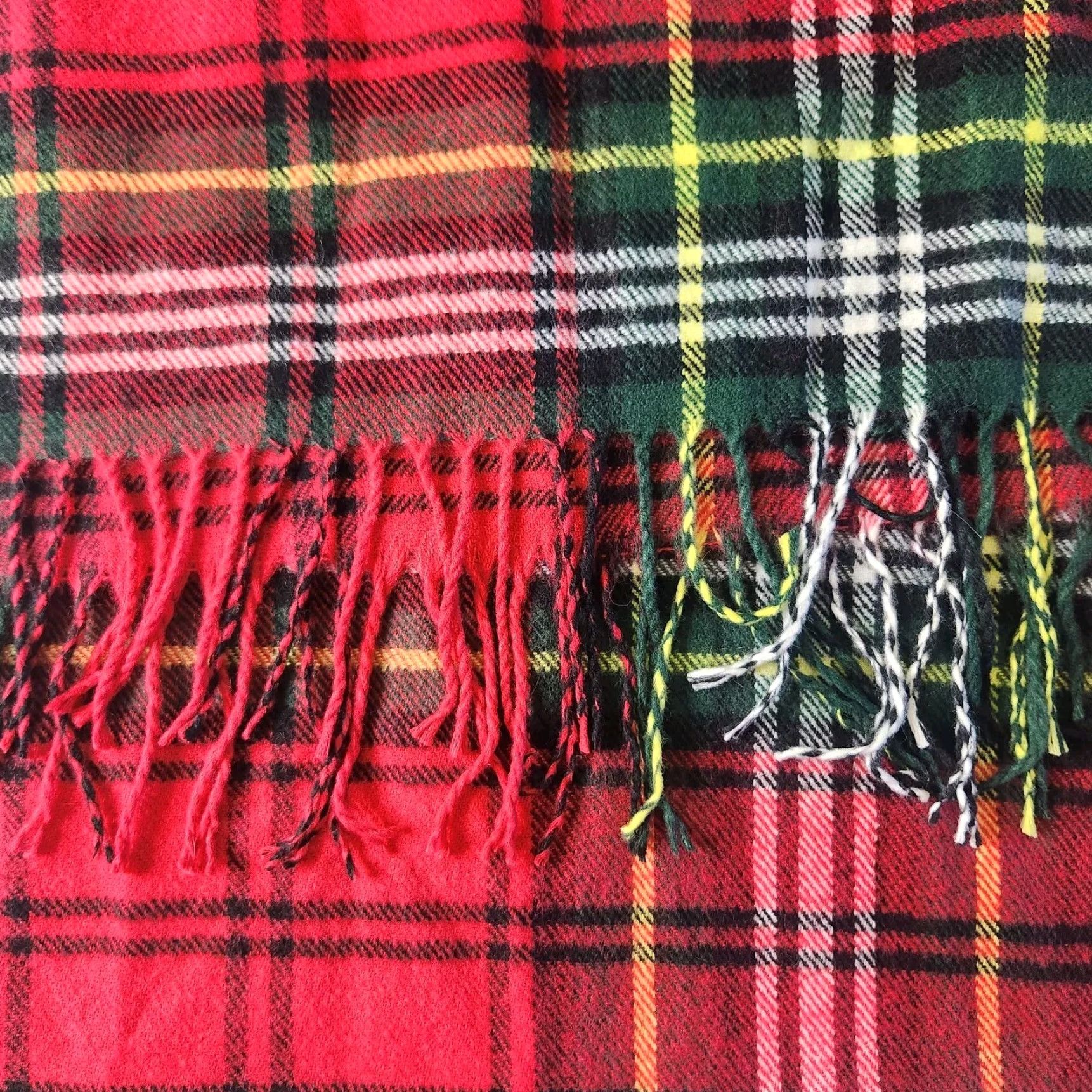 Steve Madden Steve Madden Scarf Red Plaid Tartan Fringe Edges One Size Wide Classic Size ONE SIZE - 6 Thumbnail