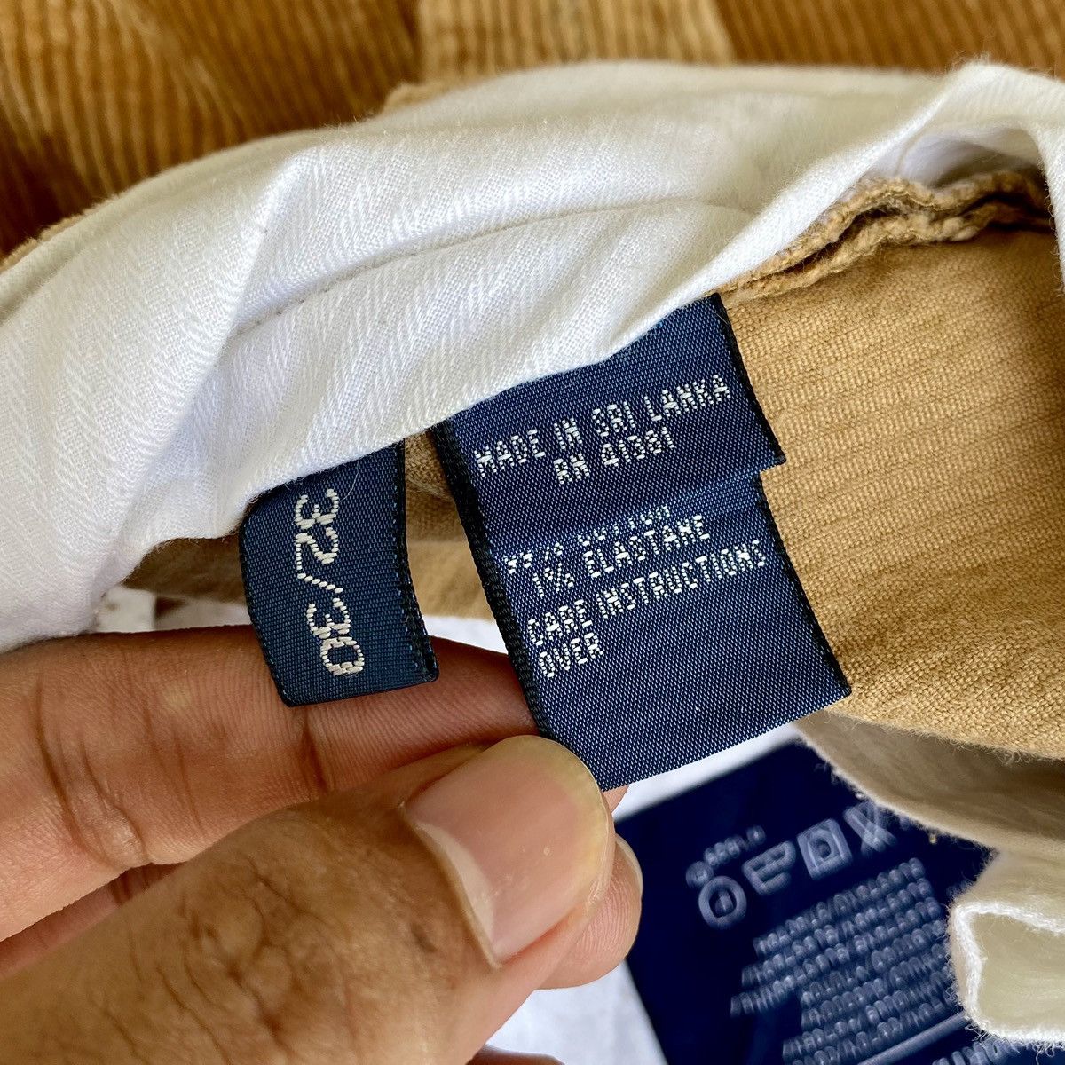 Polo Ralph Lauren Polo Ralph Lauren Classic Fit Corduroy Pants Size US 32 / EU 48 - 10 Thumbnail
