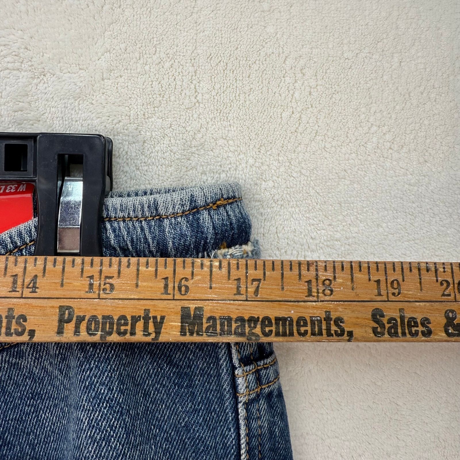 Diesel DIESEL MEN'S 33X32 D-SERT STRAIGHT LEG JEANS MADE IN TUNISIA Size US 33 - 3 Thumbnail