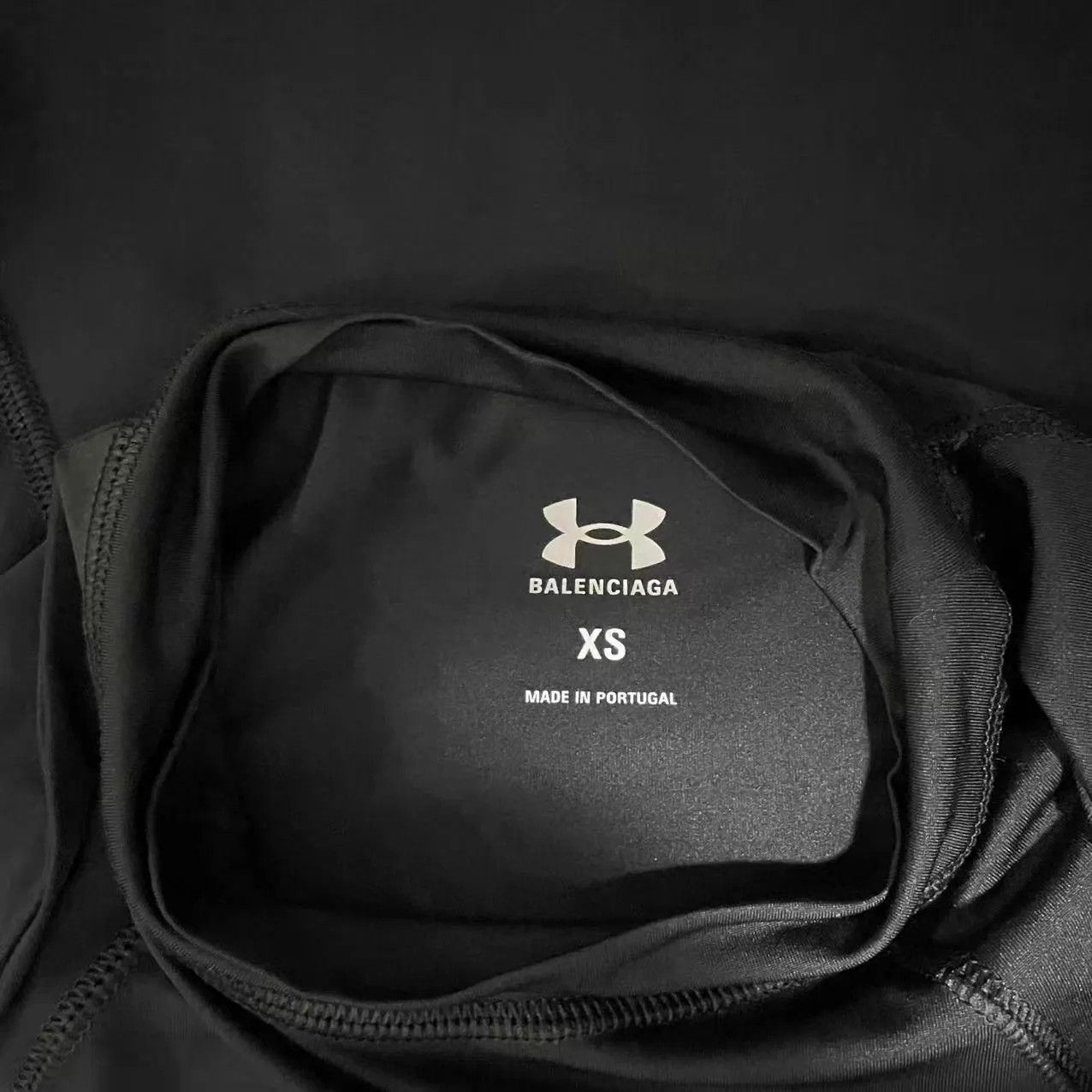 Balenciaga Balenciaga x Under Armour Spring 25 Fitted Short-Sleeve XS Size XS / US 0-2 / IT 36-38 - 3 Thumbnail