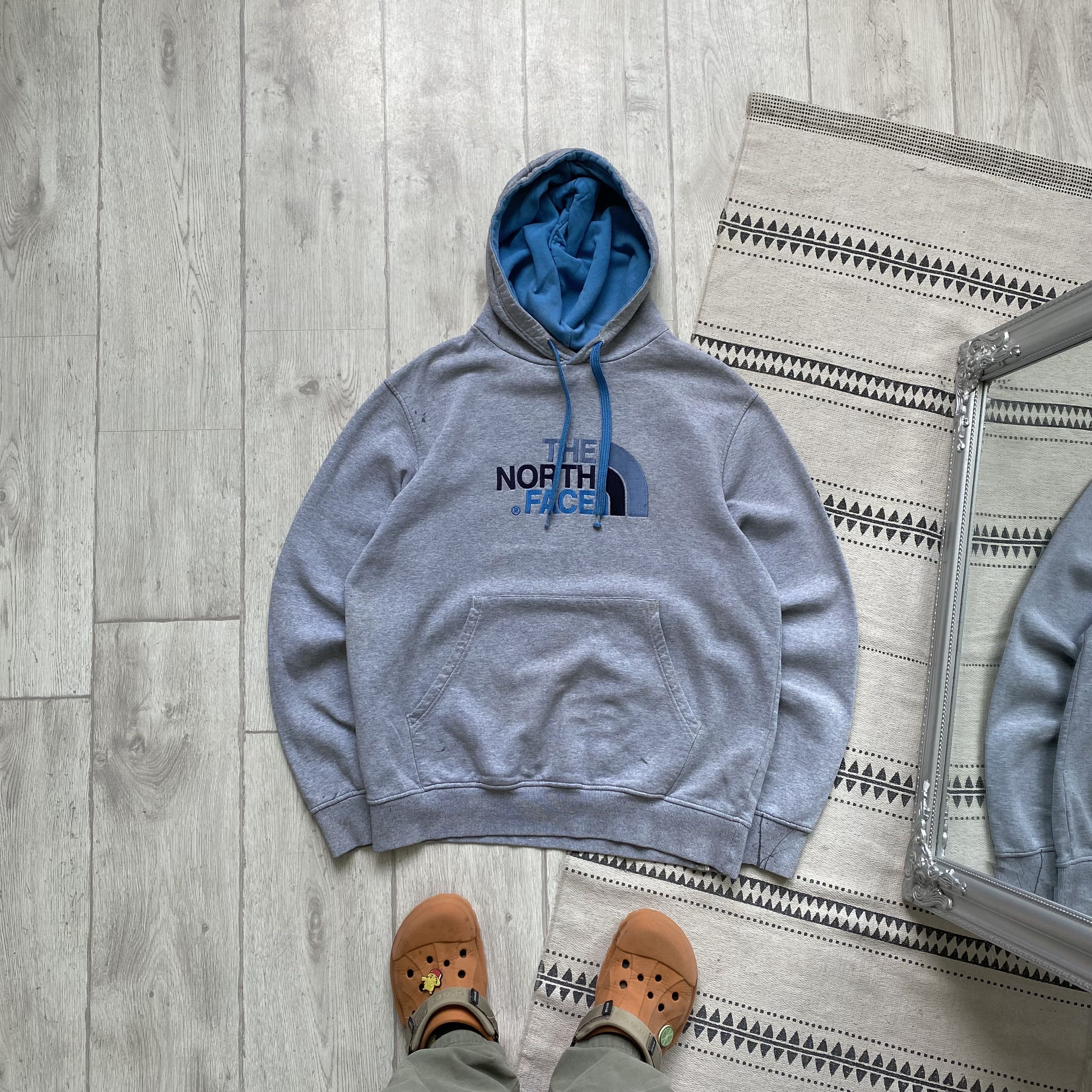 The North Face 🏂 Vintage The North Face hoodie Y2K Big center logo Size US L / EU 52-54 / 3 - 1 Thumbnail