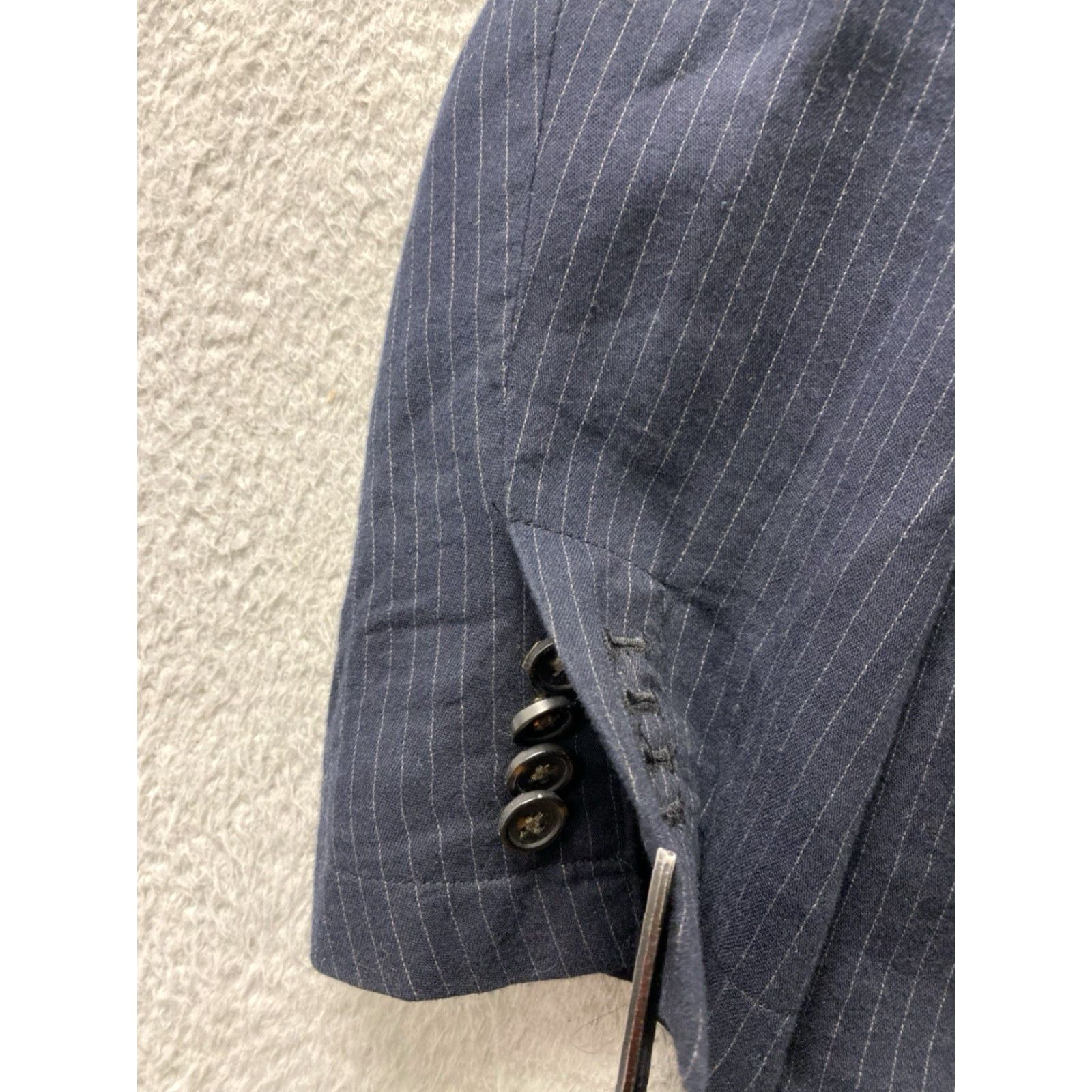 Banana Republic VINTAGE Banana Republic Blazer Jacket Men 42R Black Brown Striped Three-Button Front Four-Button Sleeve Notch Lapel Single-Vented 0462 Size 42R - 4 Thumbnail