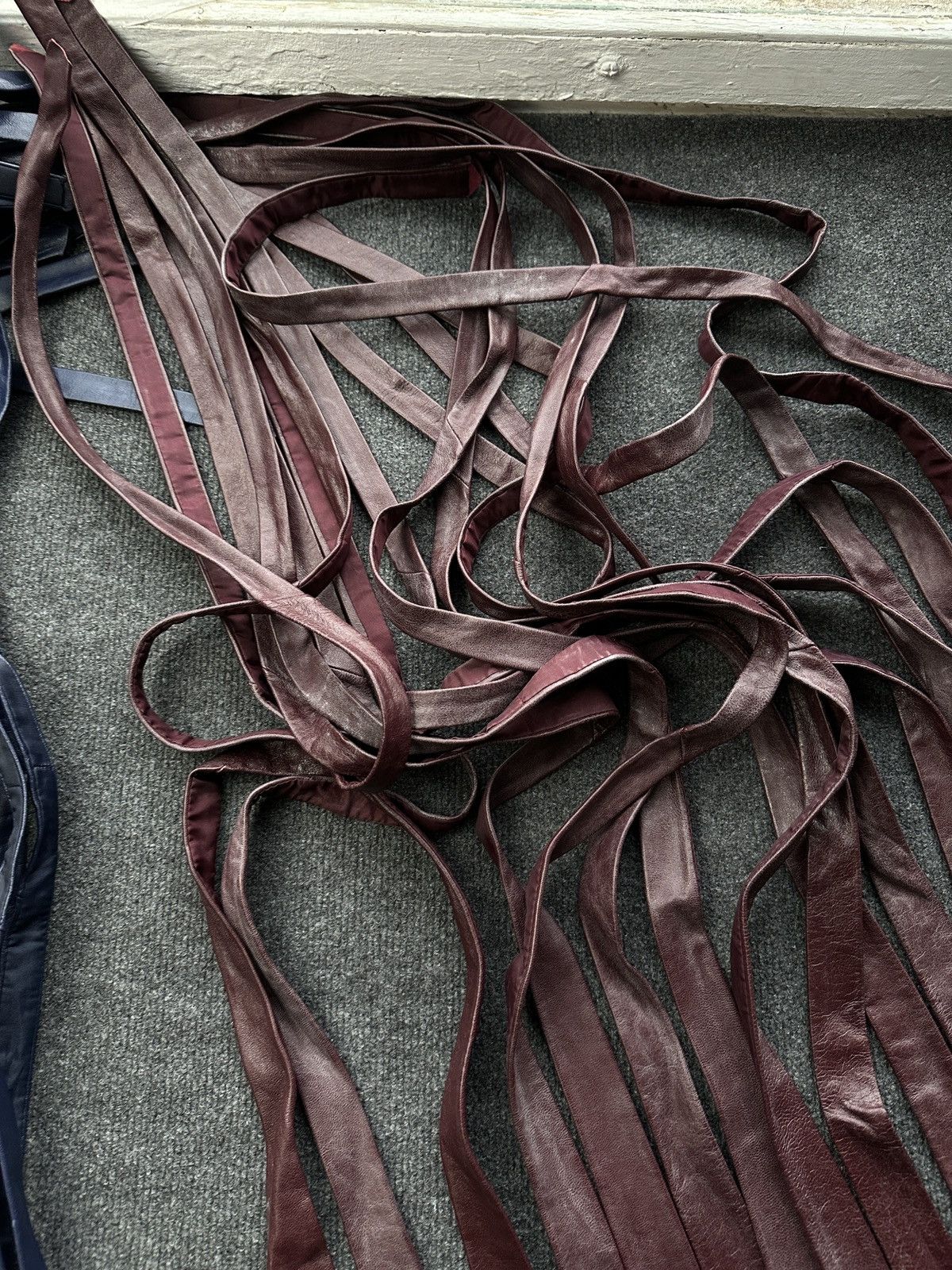 Other 🚨 LEATHER BURGUNDY ITALY TIE LUXURY VNTG RARE OLD MONEY Size ONE SIZE - 9 Thumbnail