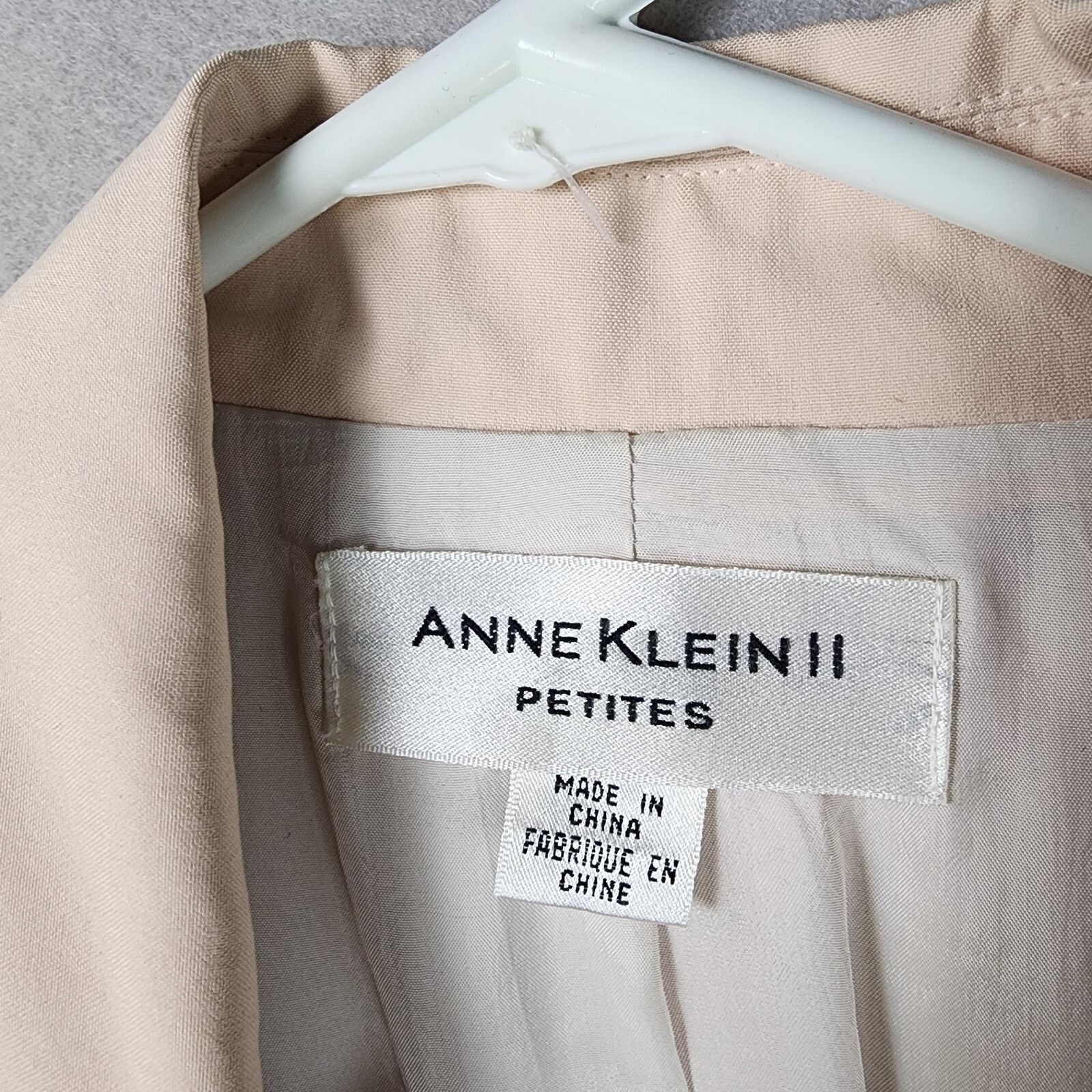 Anne Klein Anne Klein II Petites Blazer 100% Silk - Pink Cream - 10P Size L / US 10 / IT 46 - 7 Thumbnail