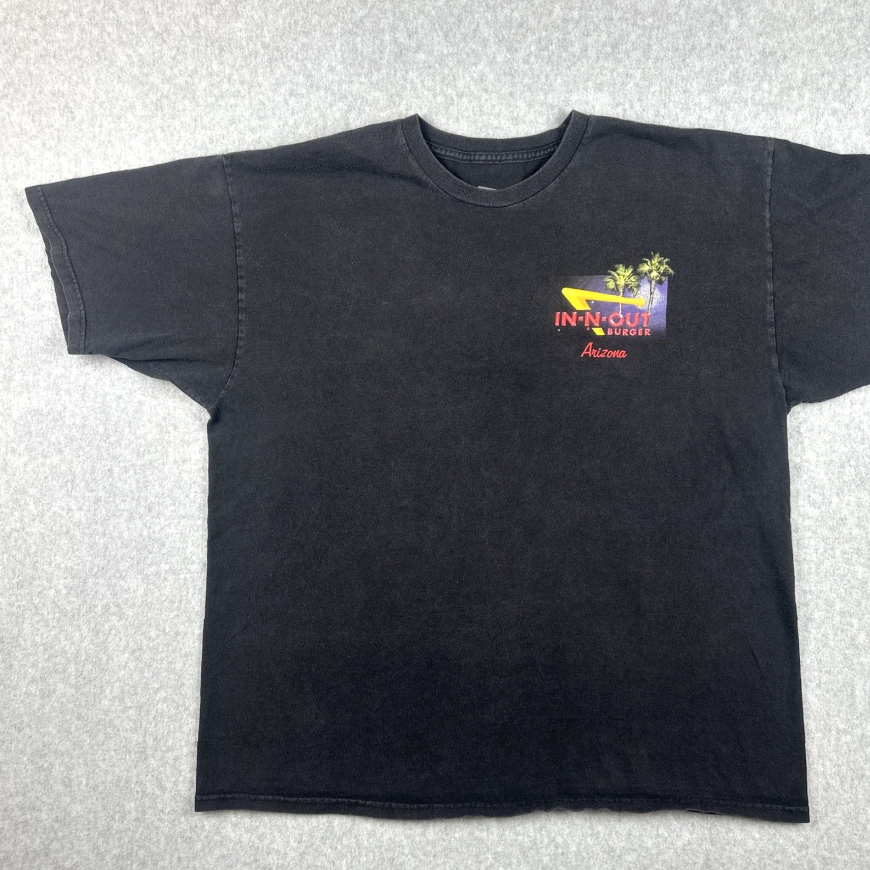 Vintage In-N-Out Burger T-Shirt Black XL Crew Neck Men Short Sleeve 2010 Graphic Print Tee Size US XL / EU 56 / 4 - 3 Thumbnail