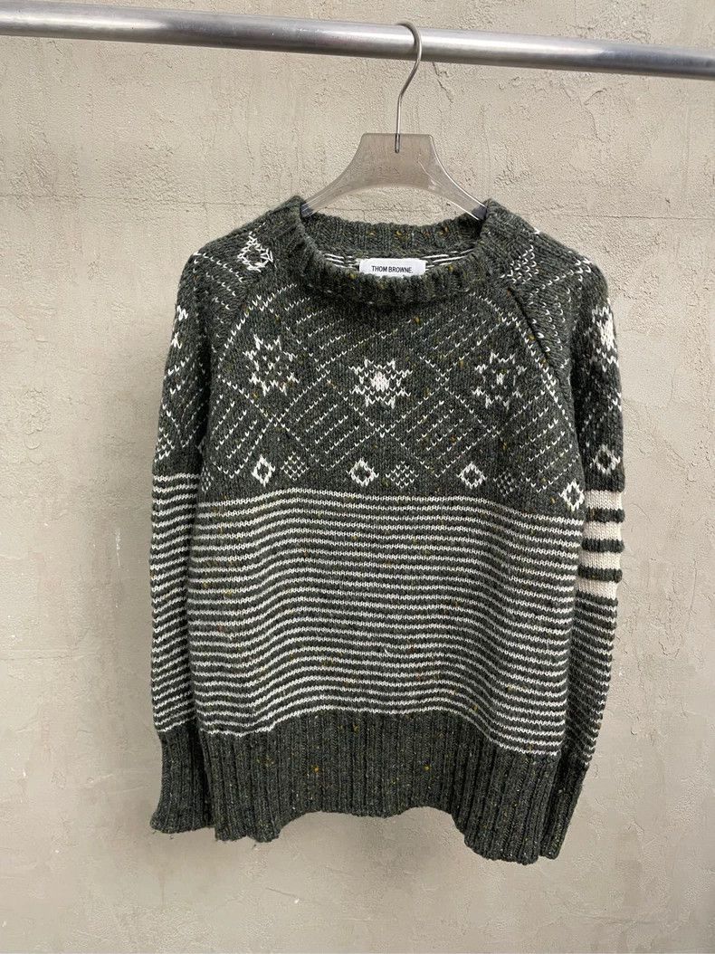 Thom Browne Thom browne Olive green jacquart four-striped round-neck kn Size US L / EU 52-54 / 3 - 1 Thumbnail