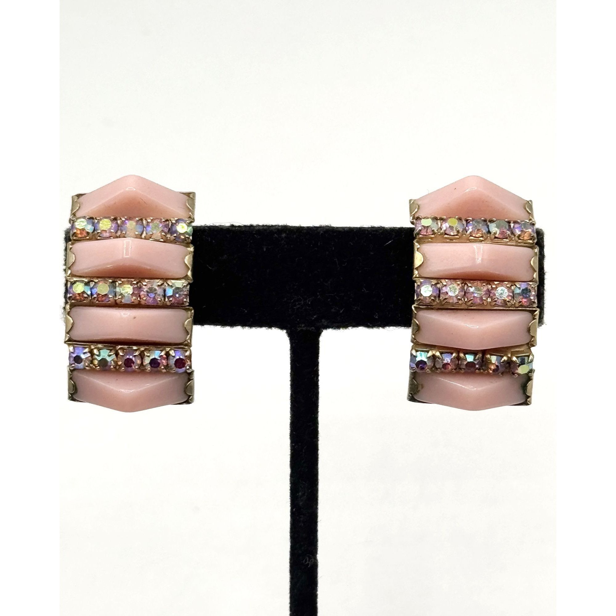 Vintage Vintage pink thermoset rhinestone climber clip on earrings Size ONE SIZE - 1 Thumbnail
