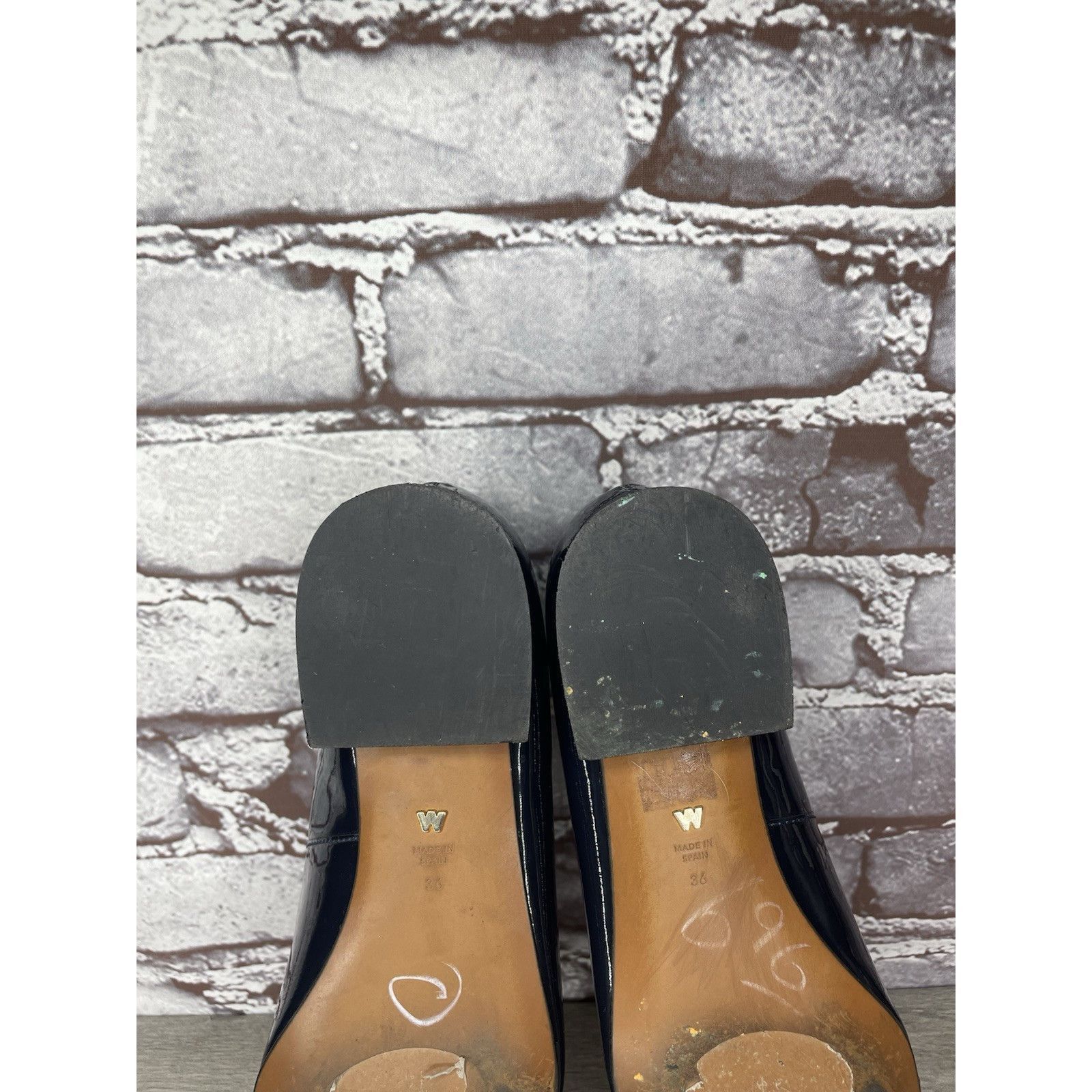 Whistles Whistles Navy Blue Patent Buckle Strap Pumps Block Heels Wo Size US 5.5 / IT 35.5 - 9 Thumbnail