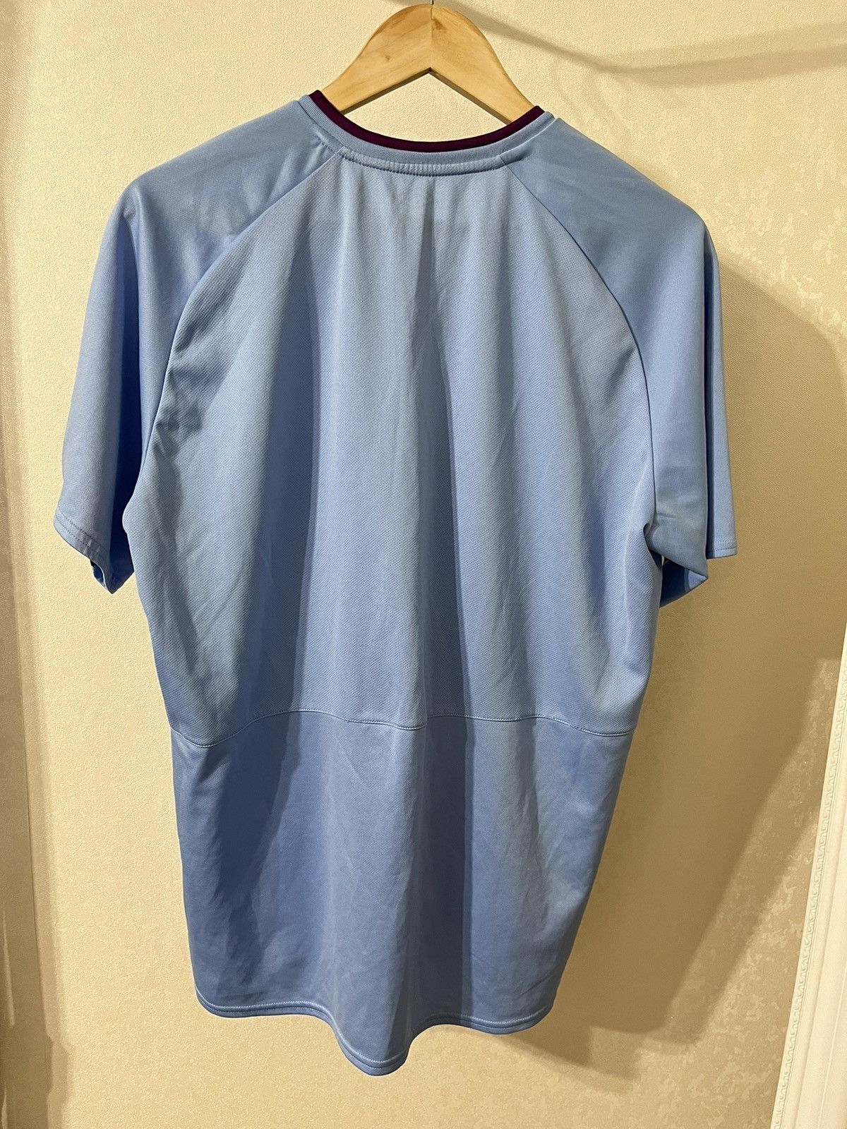 Other Umbro West Ham 2022 Training Jersey Size US XL / EU 56 / 4 - 2 Thumbnail
