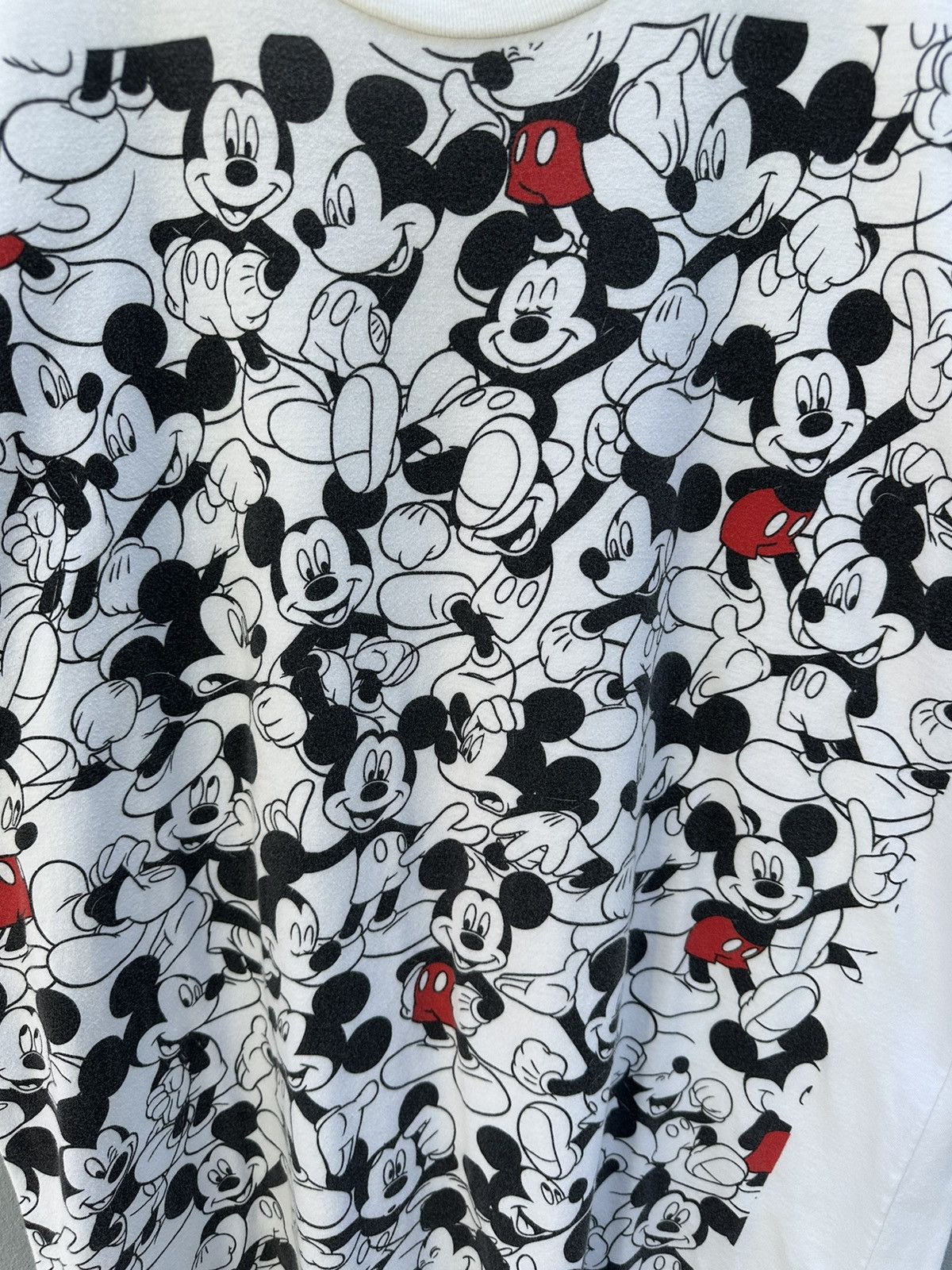 Disney × Mickey Mouse × Vintage Mickey Mouse Overprint Reaction Tshirt A102 Size US M / EU 48-50 / 2 - 2 Thumbnail