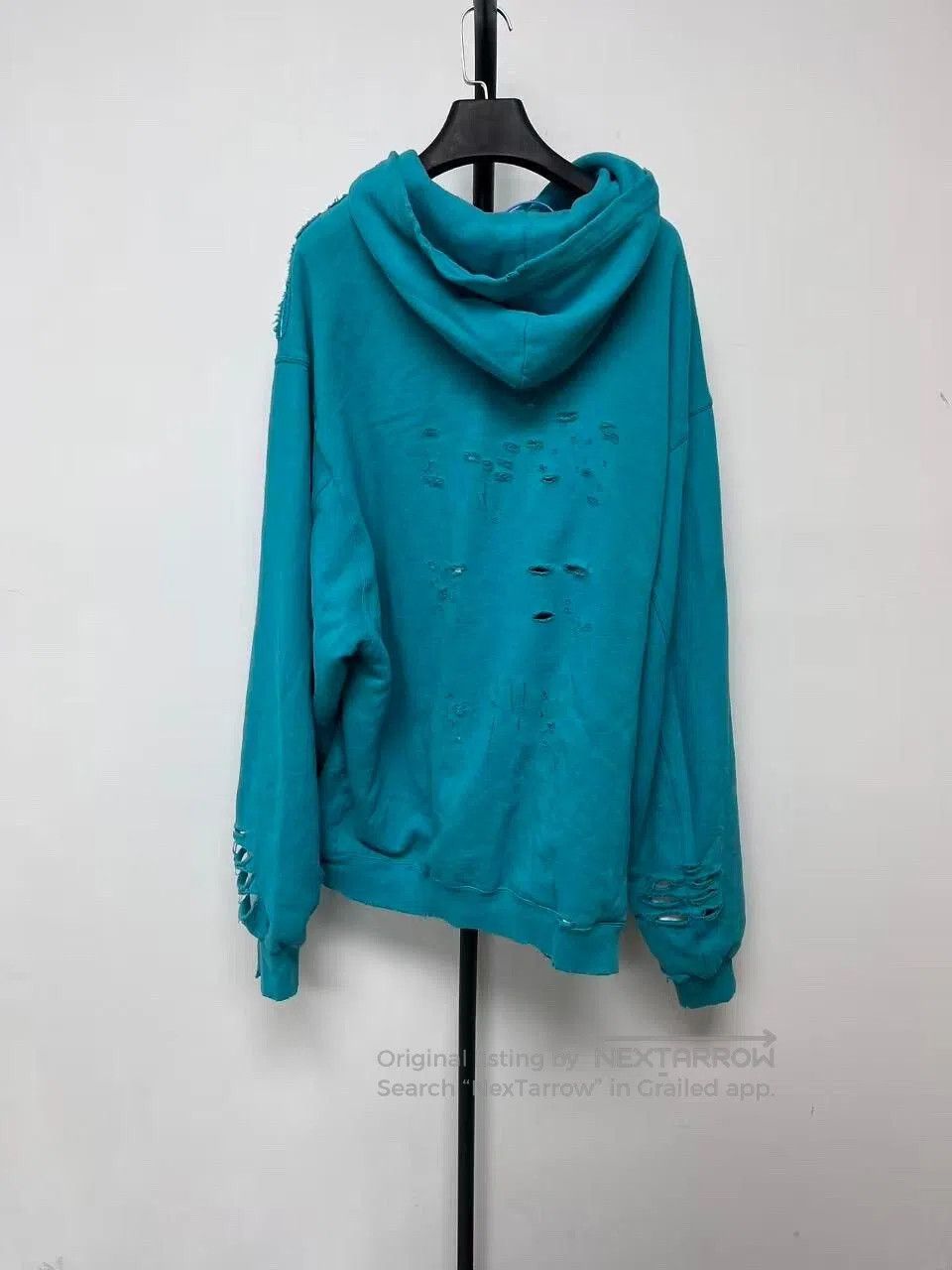 Balenciaga Balenciaga Distressed Blue Hoodie for Men. Size US XS / EU 42 / 0 - 2 Thumbnail