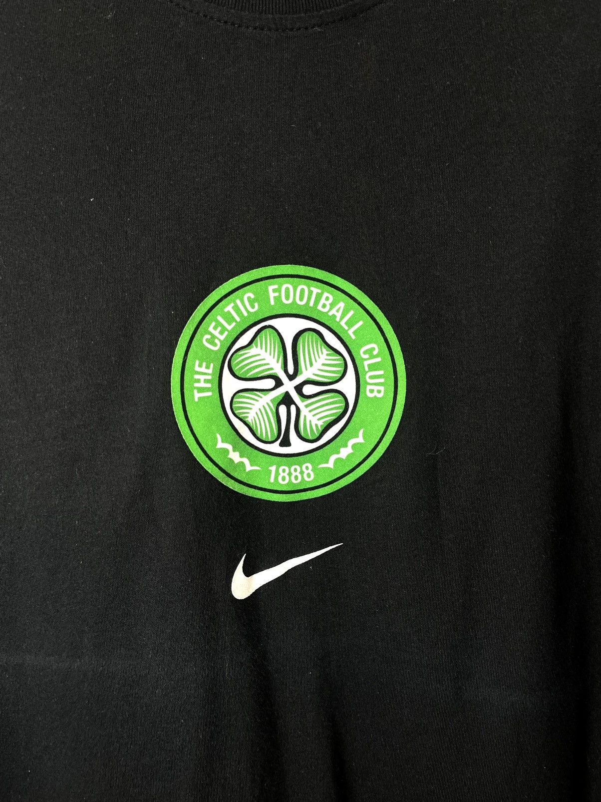 Nike 2000’s Vintage Nike Celtic Cemter Logo T Shirt Soccer Size US XXL / EU 58 / 5 - 2 Thumbnail