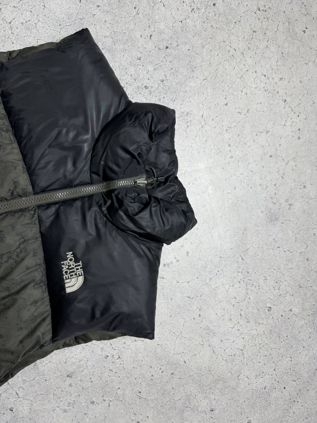 The North Face The North Face Nuptse Down Puffer Vest 700 Camo TNF Outdoor Size US S / EU 44-46 / 1 - 6 Thumbnail