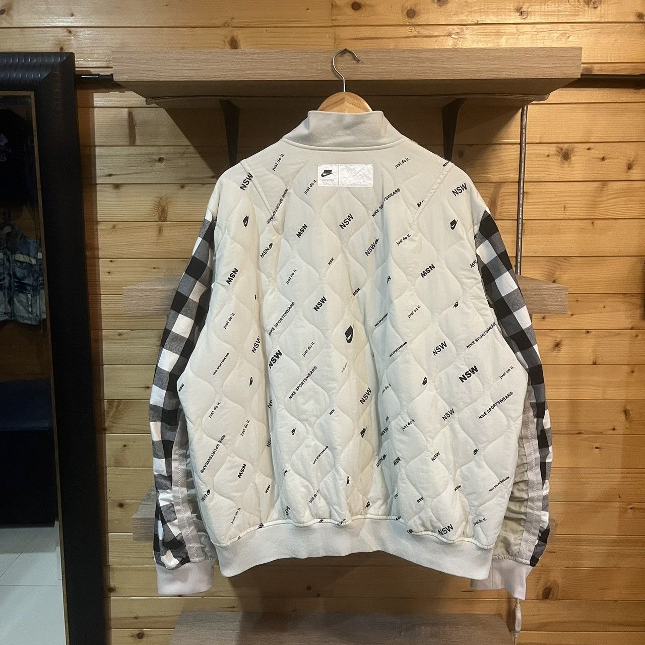 Nike Nike Sportswear Bomber Jacket Beige Size US XL / EU 56 / 4 - 8 Thumbnail