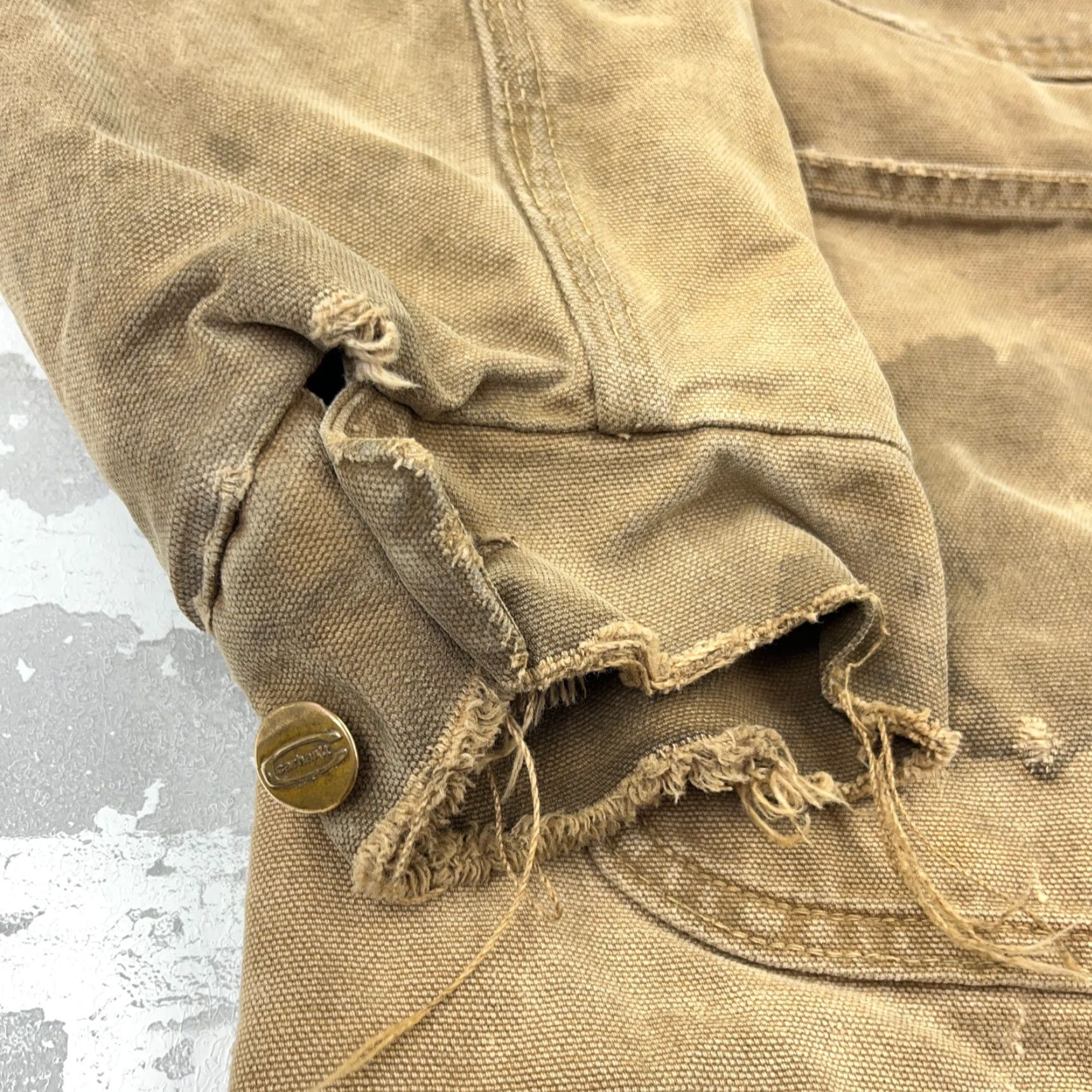 Carhartt VINTAGE Carhartt Chore Jacket Men M Beige Distressed 90s Thrashed Faded Lined Canvas Zip Jacket Mens Size US M / EU 48-50 / 2 - 5 Thumbnail