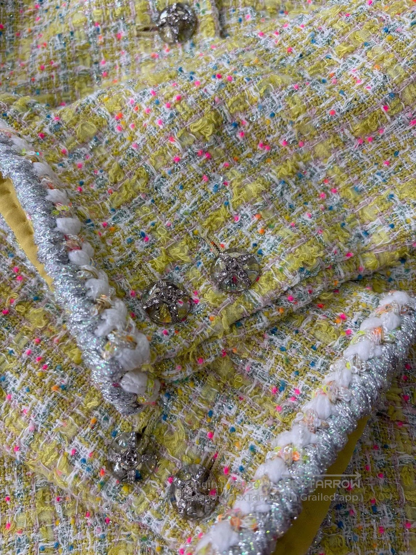 Chanel Chanel 24C Yellow Glass Button Knit Jacket 38. Size US M / EU 48-50 / 2 - 4 Thumbnail