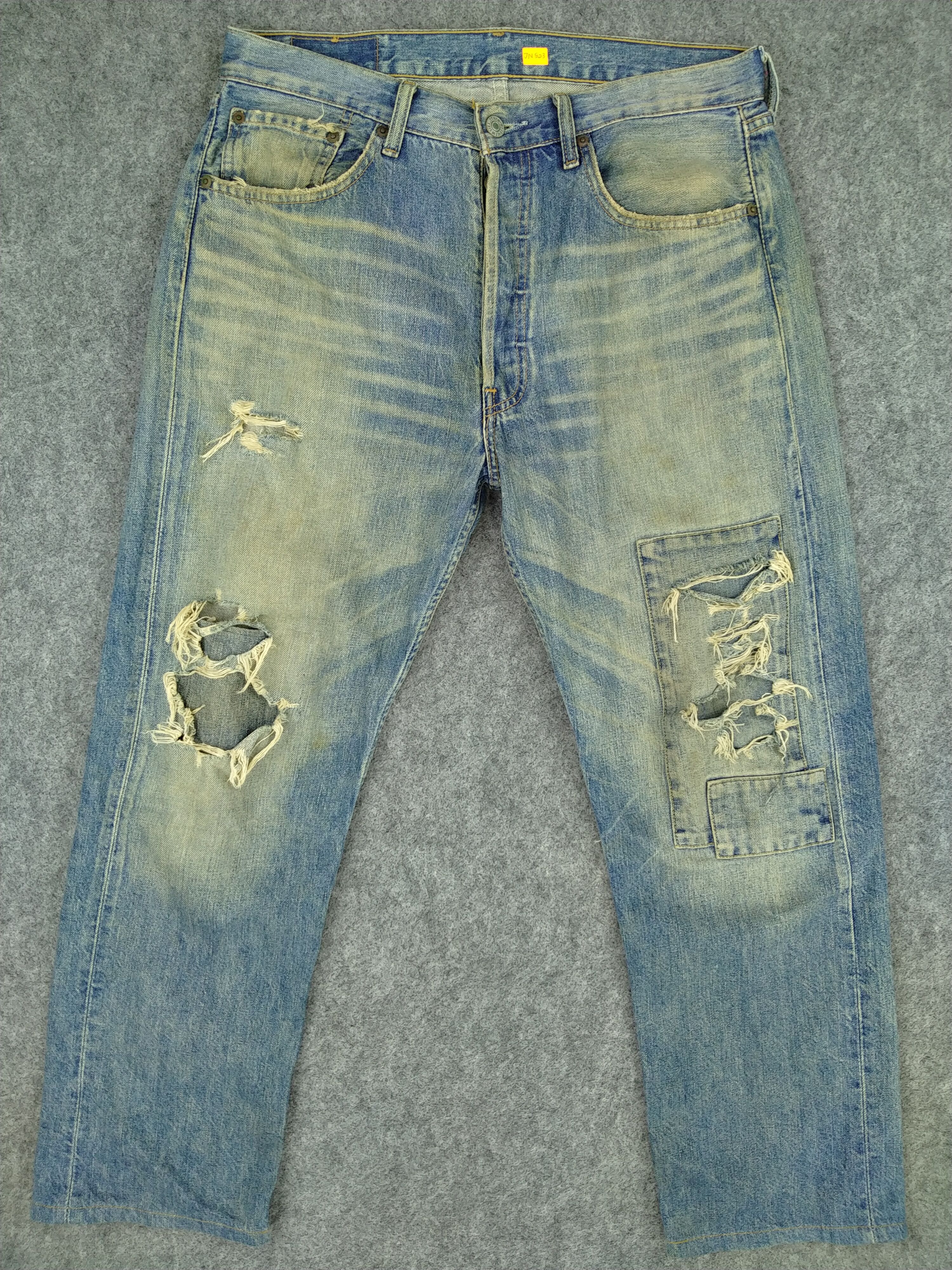 Levi's Rusty Ripped Vintage Levi's 501 Denim 32 x 27.5 JN523 Size US 32 / EU 48 - 1 Thumbnail