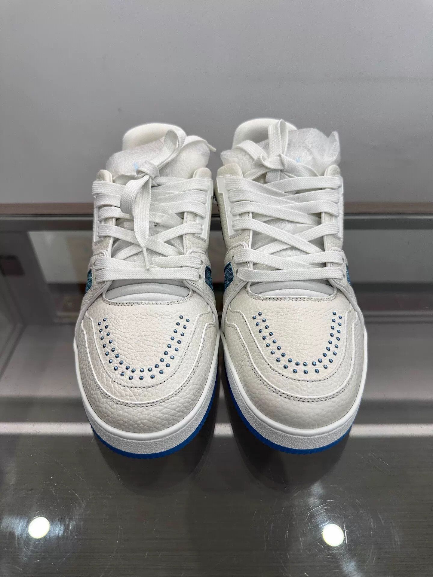 Louis Vuitton LV Men's Blue White Colorblock Beaded Logo Trainer Size US 7.5 / EU 40-41 - 3 Thumbnail