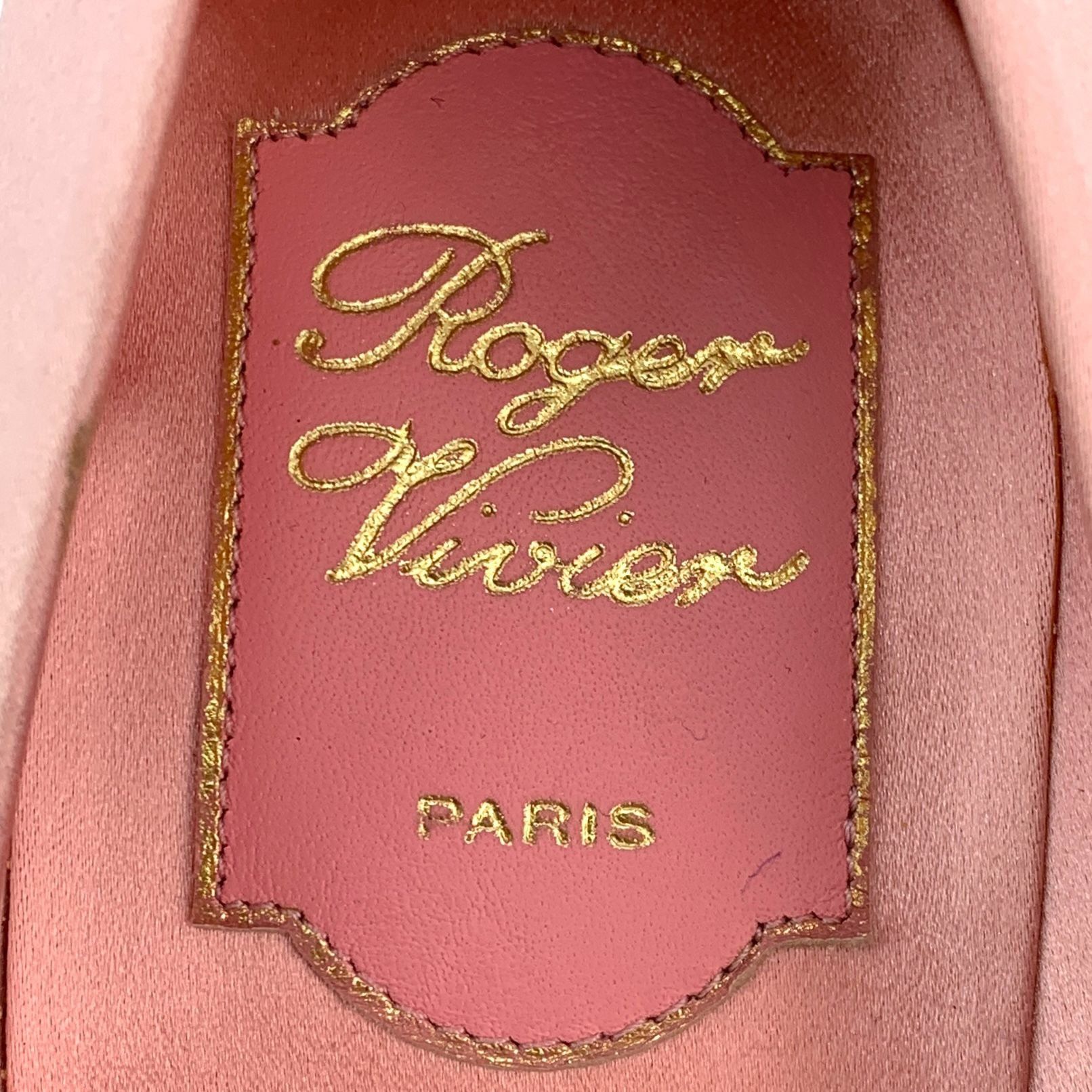 Roger Vivier Roger Vivier Pink Satin Crystal Buckle Platform Pumps Size 3 Size US 5 / IT 35 - 3 Thumbnail